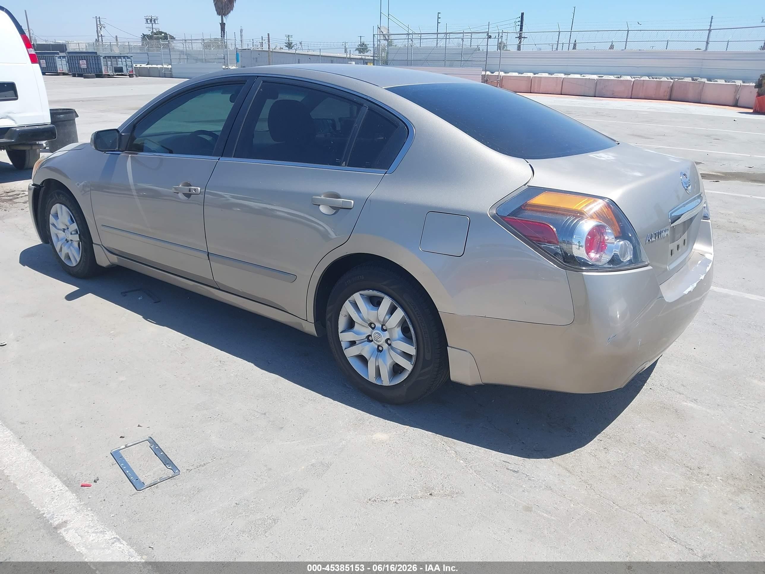 2011 Nissan Altima 2.5 S Gold vin: 1N4AL2AP4BN506459
