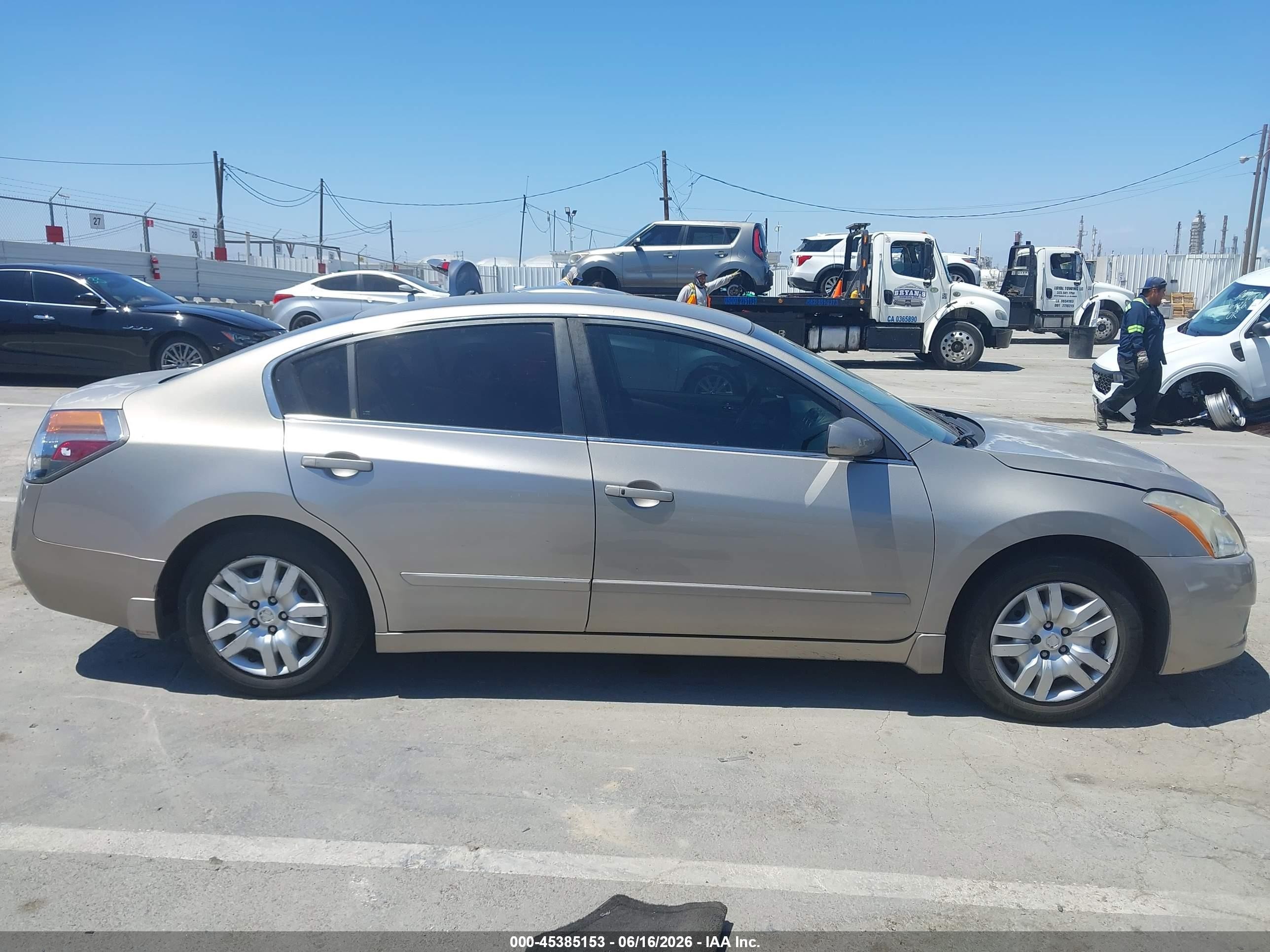 2011 Nissan Altima 2.5 S Gold vin: 1N4AL2AP4BN506459