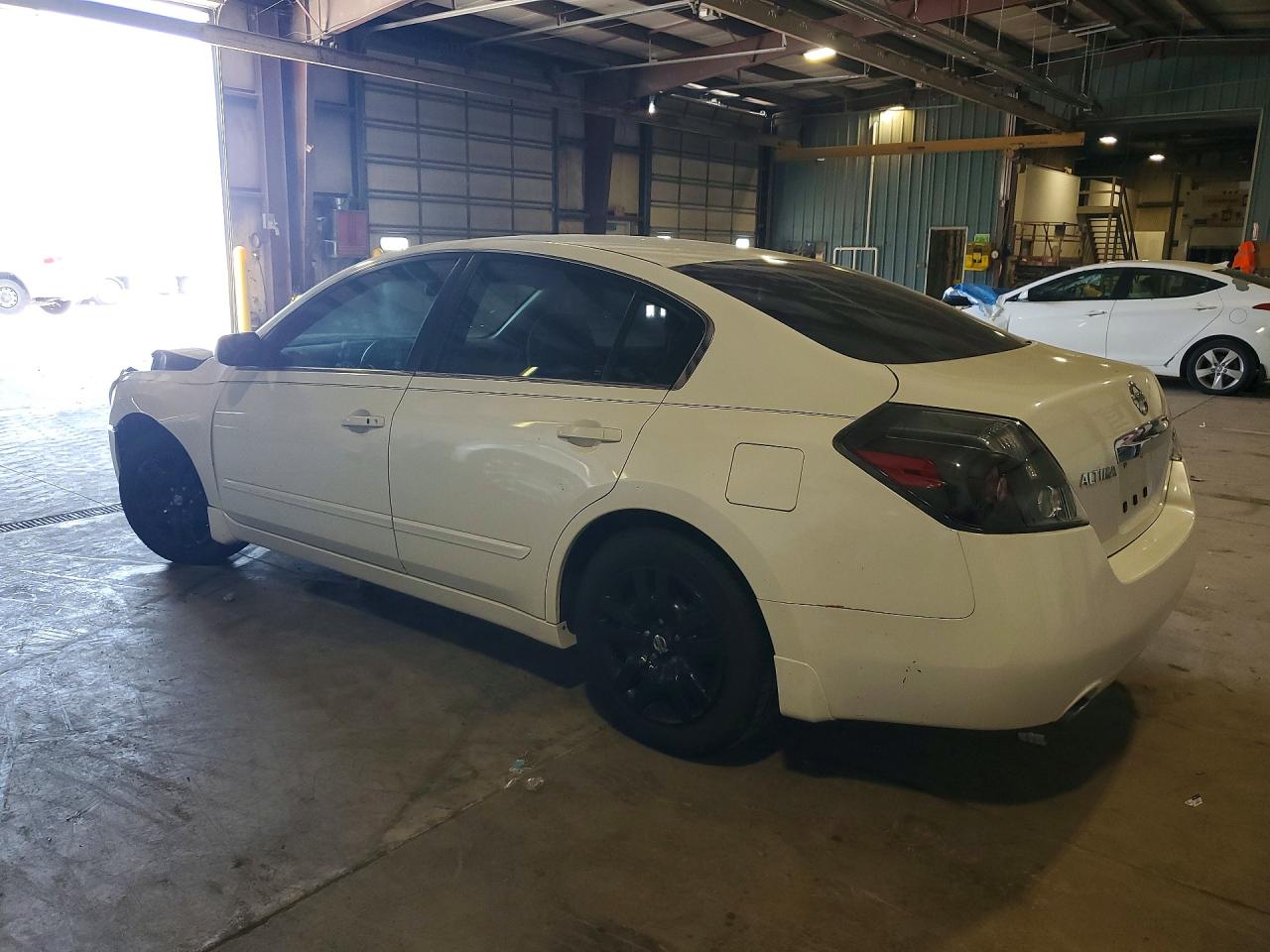 2011 Nissan Altima Base/s White vin: 1N4AL2AP4BN516487