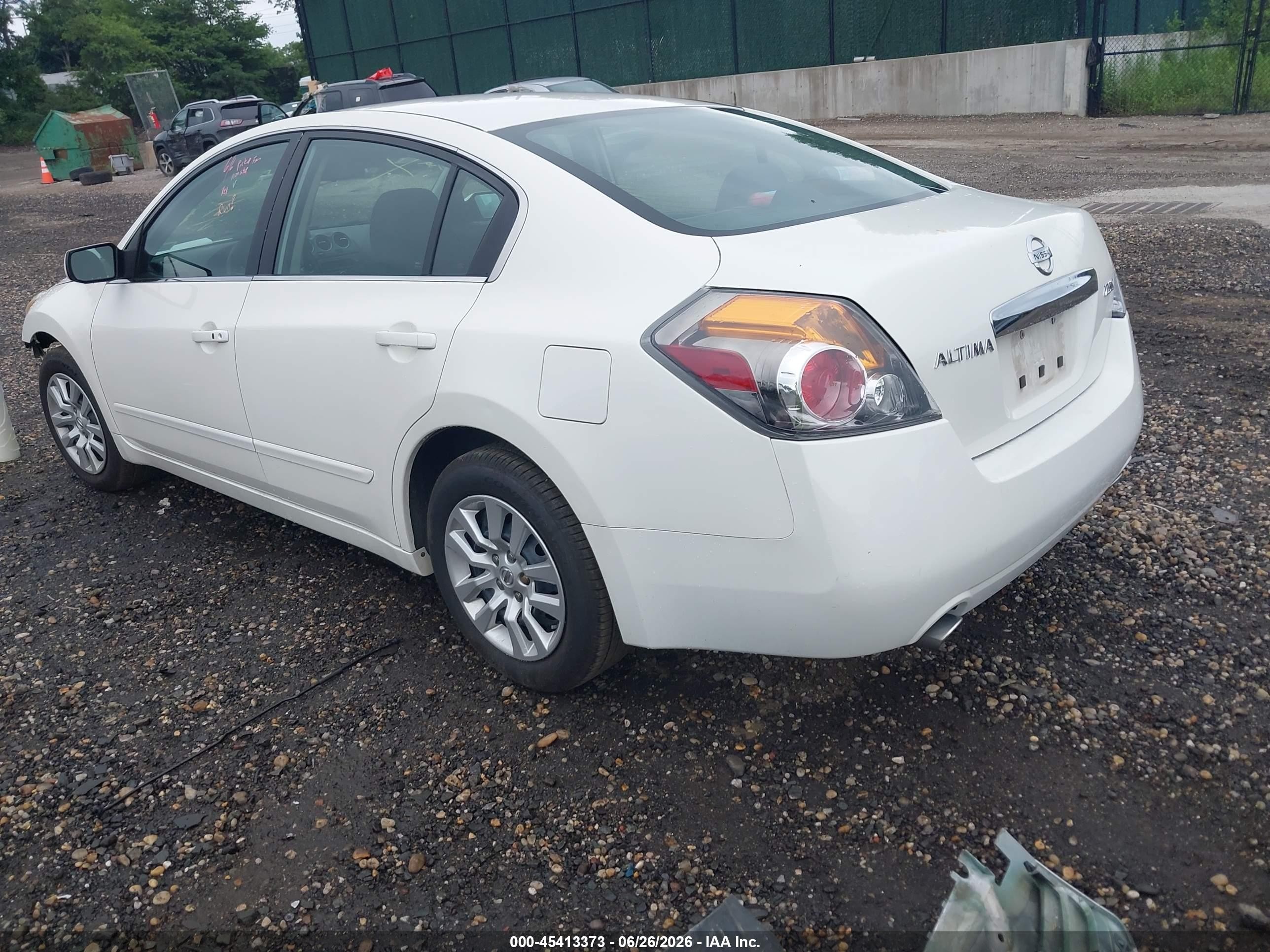 2012 Nissan Altima 2.5 S White vin: 1N4AL2AP4CC124302