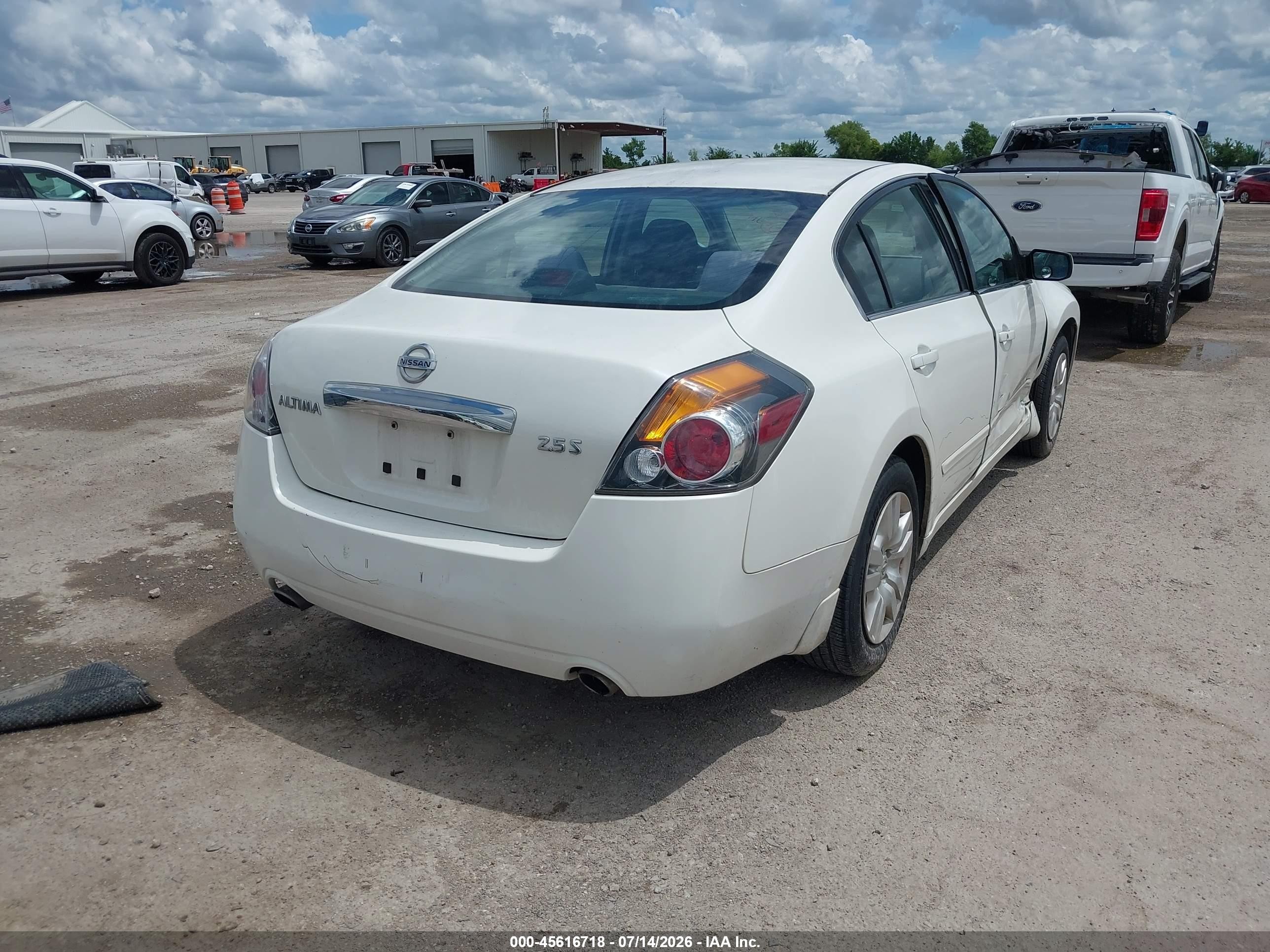 2012 Nissan Altima 2.5 S White vin: 1N4AL2AP4CC126079