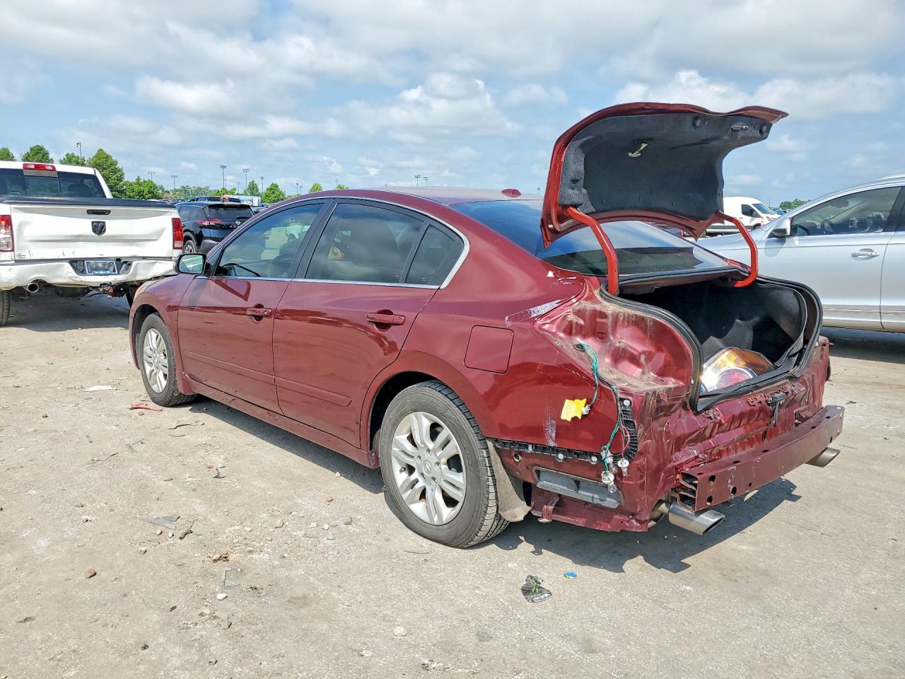 2012 Nissan Altima Burgundy vin: 1N4AL2AP4CC152746