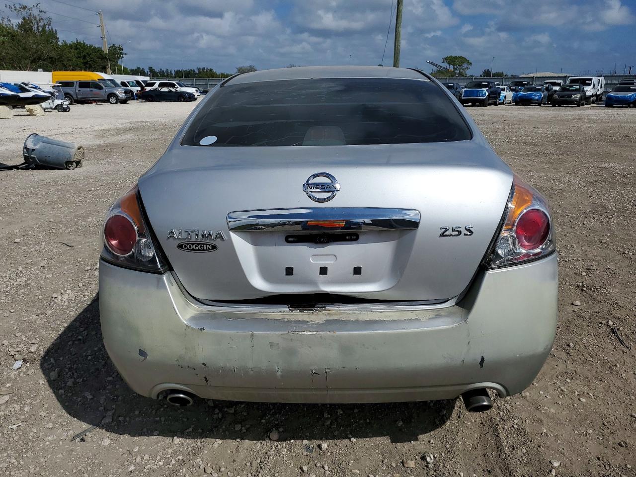 2012 Nissan Altima 2.5 Silver vin: 1N4AL2AP4CC208944