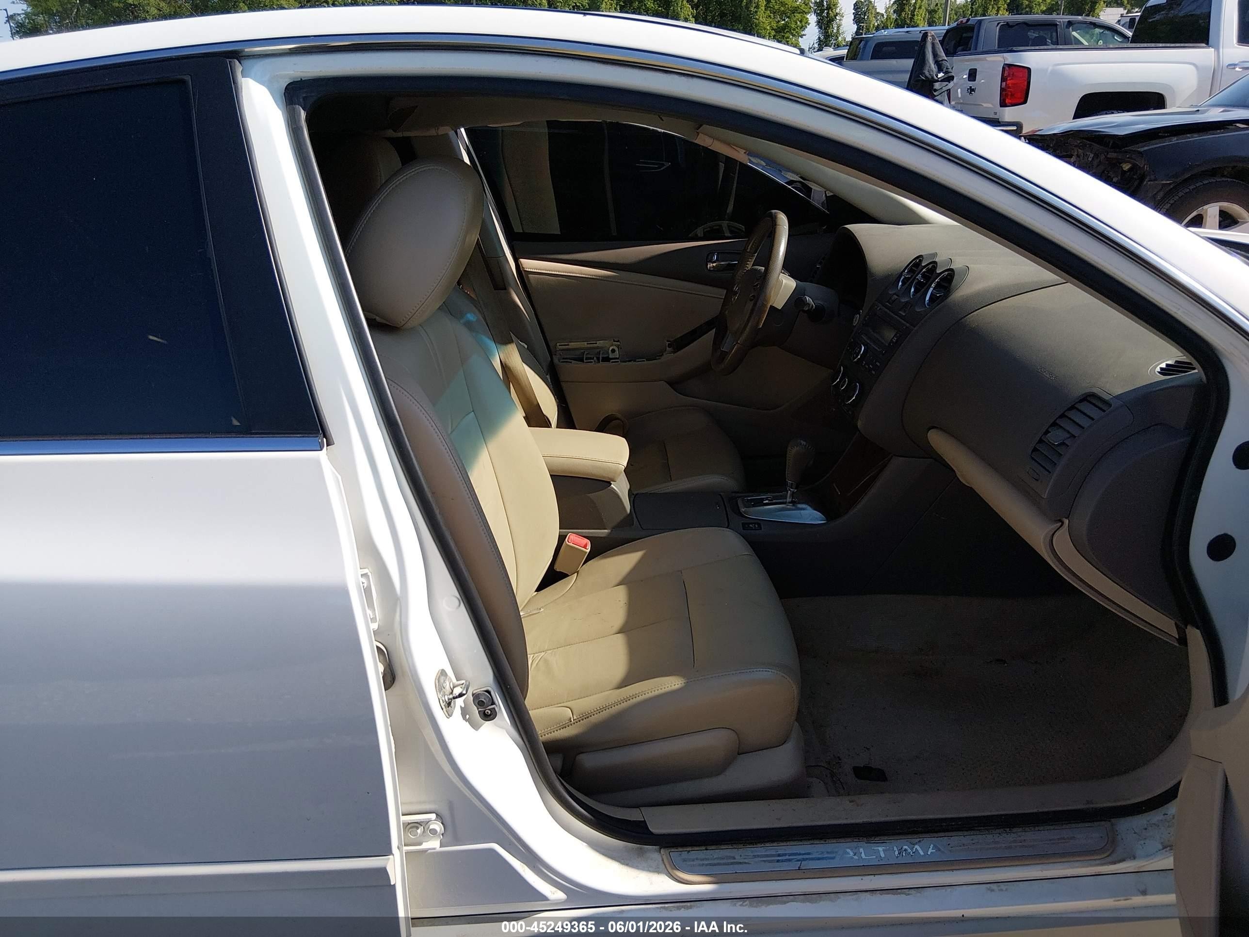 2012 Nissan Altima 2.5 S Белый vin: 1N4AL2AP4CC256735
