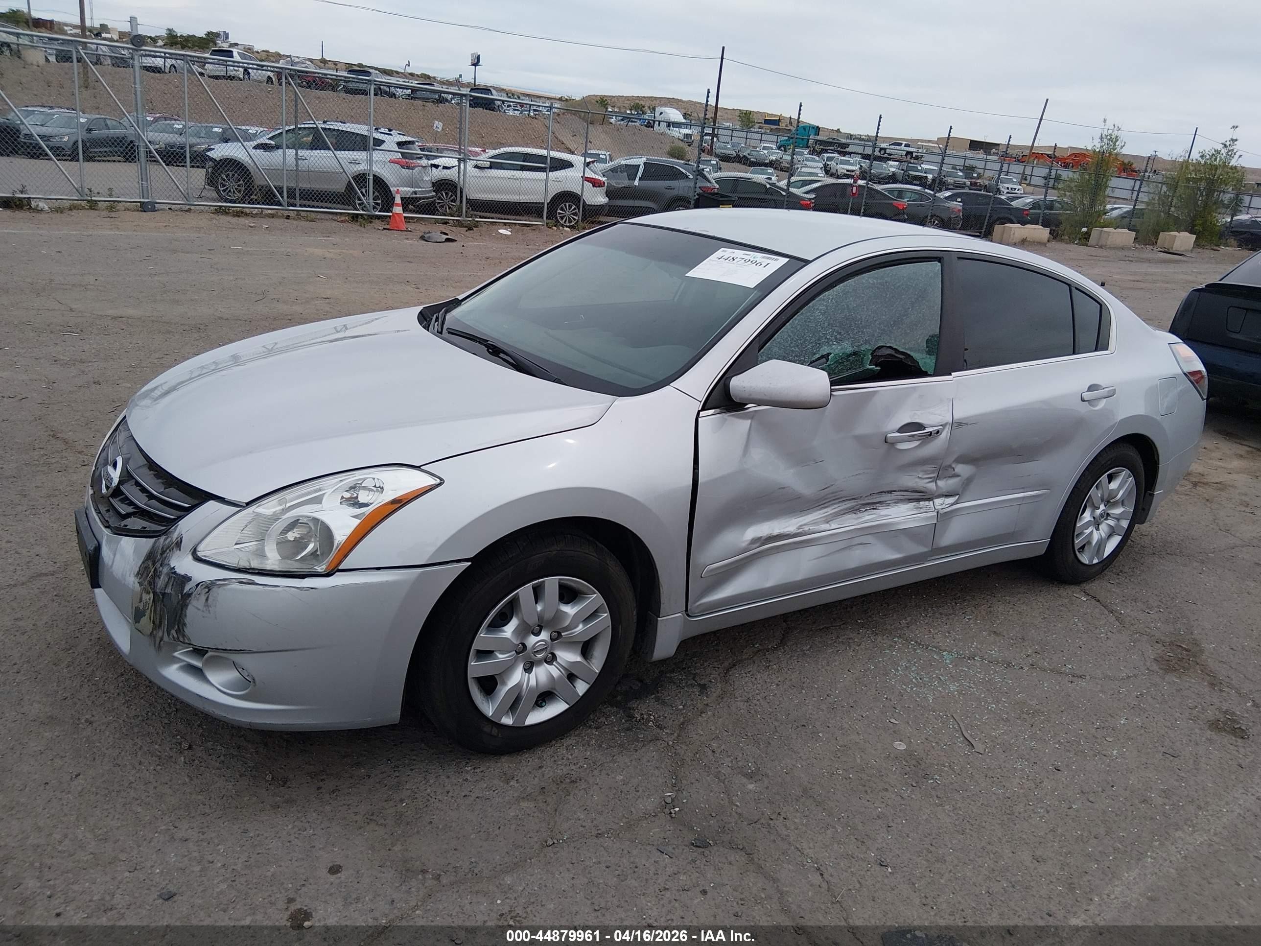 2012 Nissan Altima 2.5 S Серебряный vin: 1N4AL2AP4CC261451