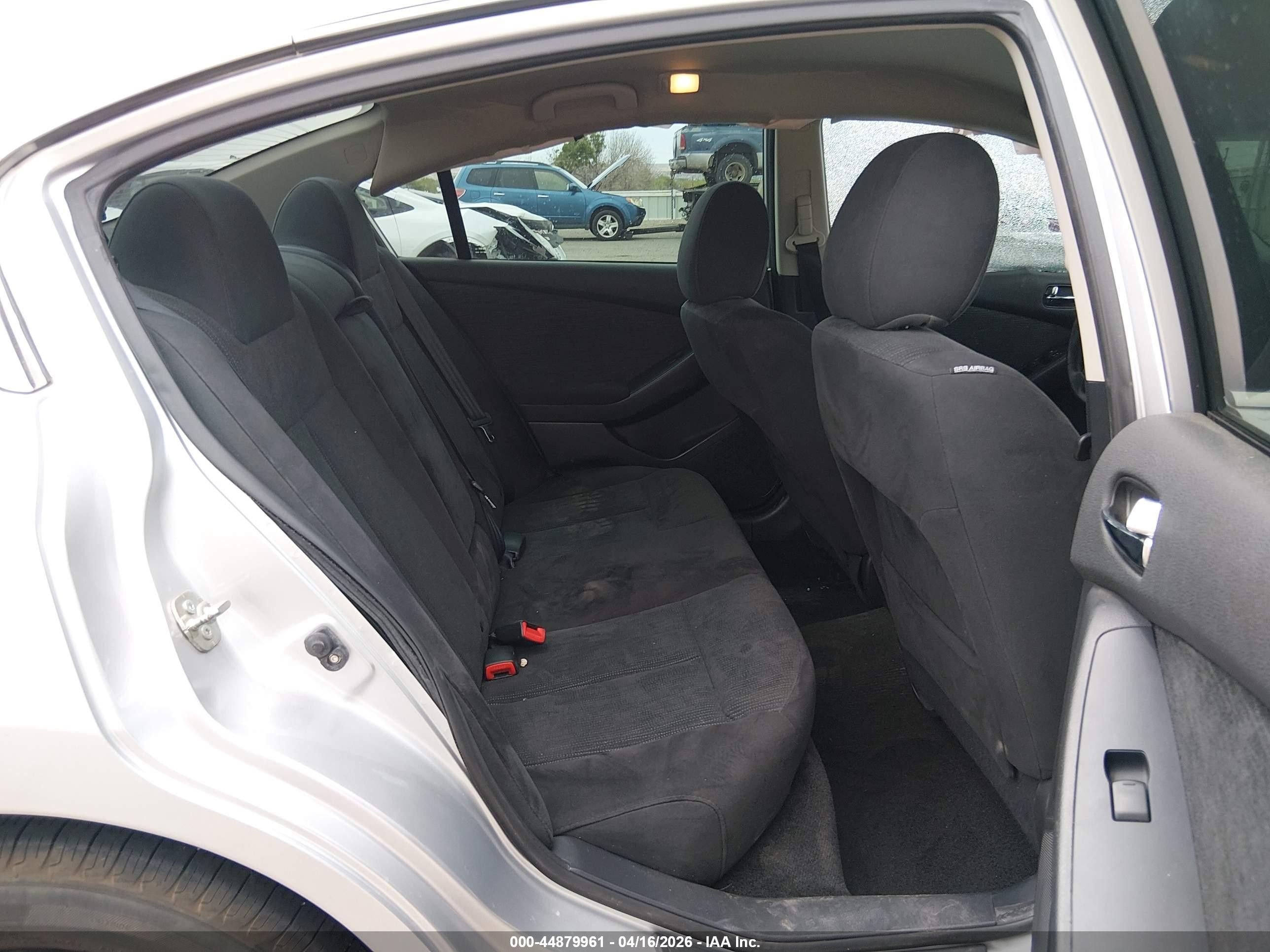 2012 Nissan Altima 2.5 S Серебряный vin: 1N4AL2AP4CC261451