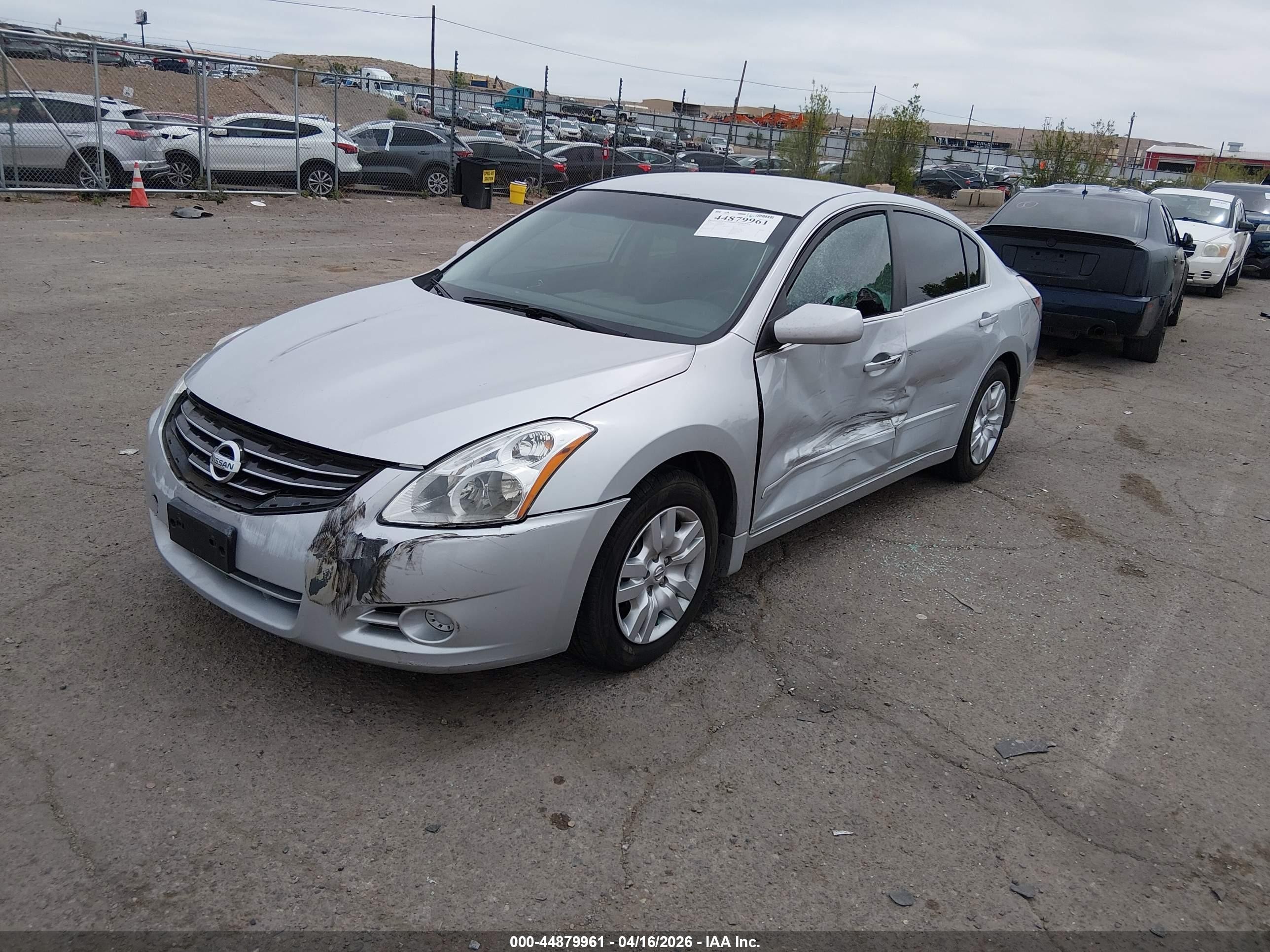 2012 Nissan Altima 2.5 S Серебряный vin: 1N4AL2AP4CC261451