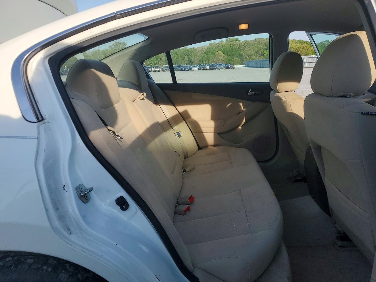 2012 Nissan Altima 2.5 Белый vin: 1N4AL2AP4CN444501