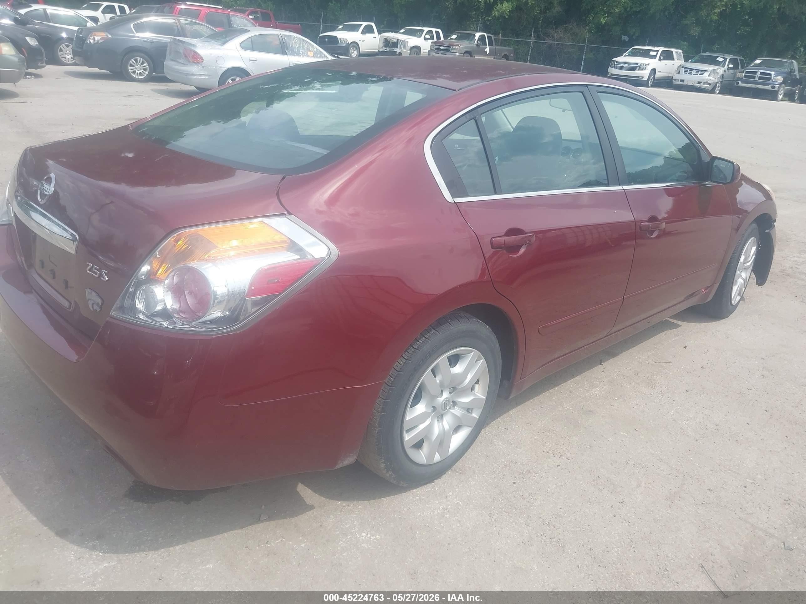 2012 Nissan Altima 2.5 S Burgundy vin: 1N4AL2AP4CN470175