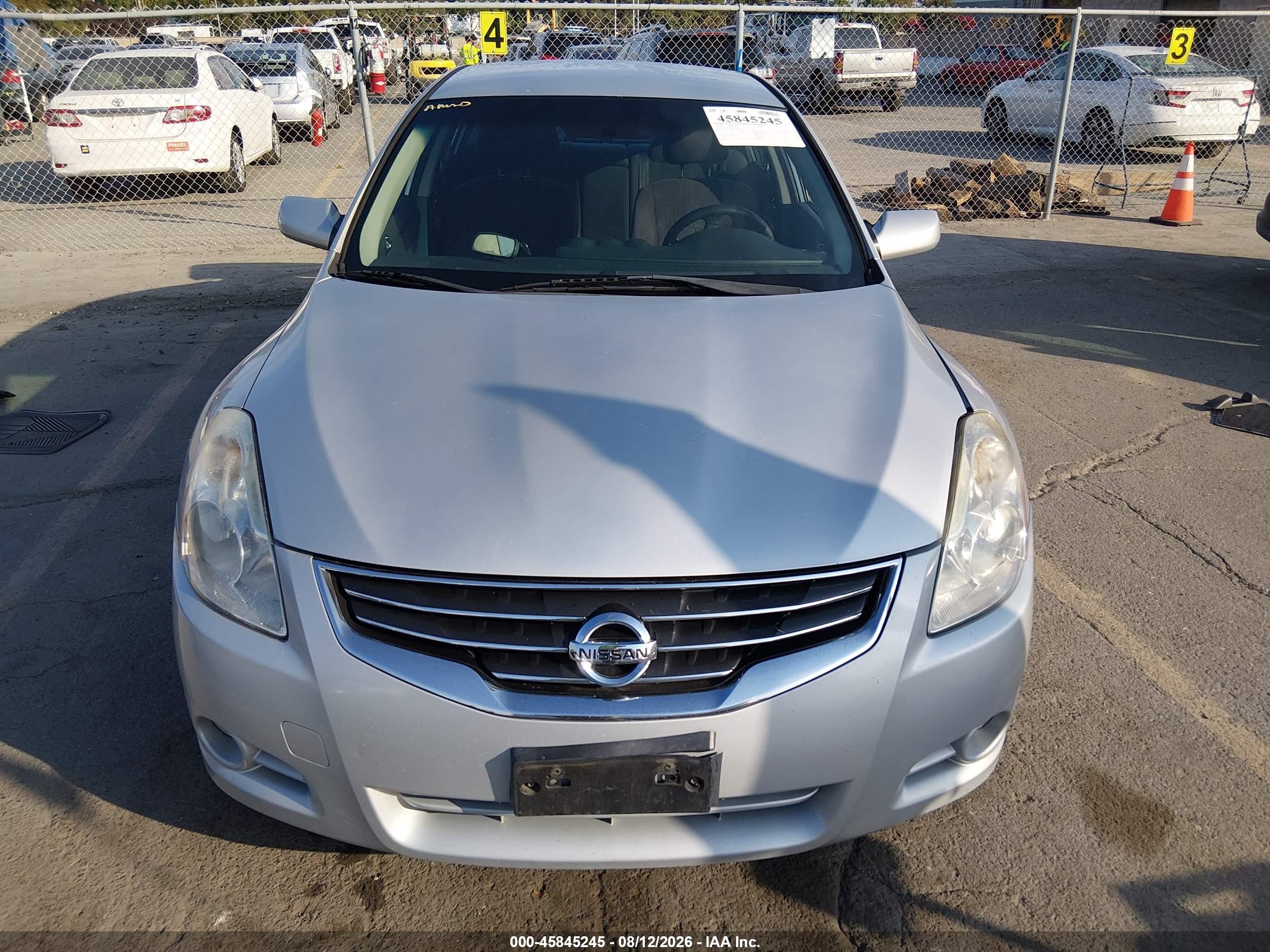 2012 Nissan Altima 2.5 S Silver vin: 1N4AL2AP4CN518712