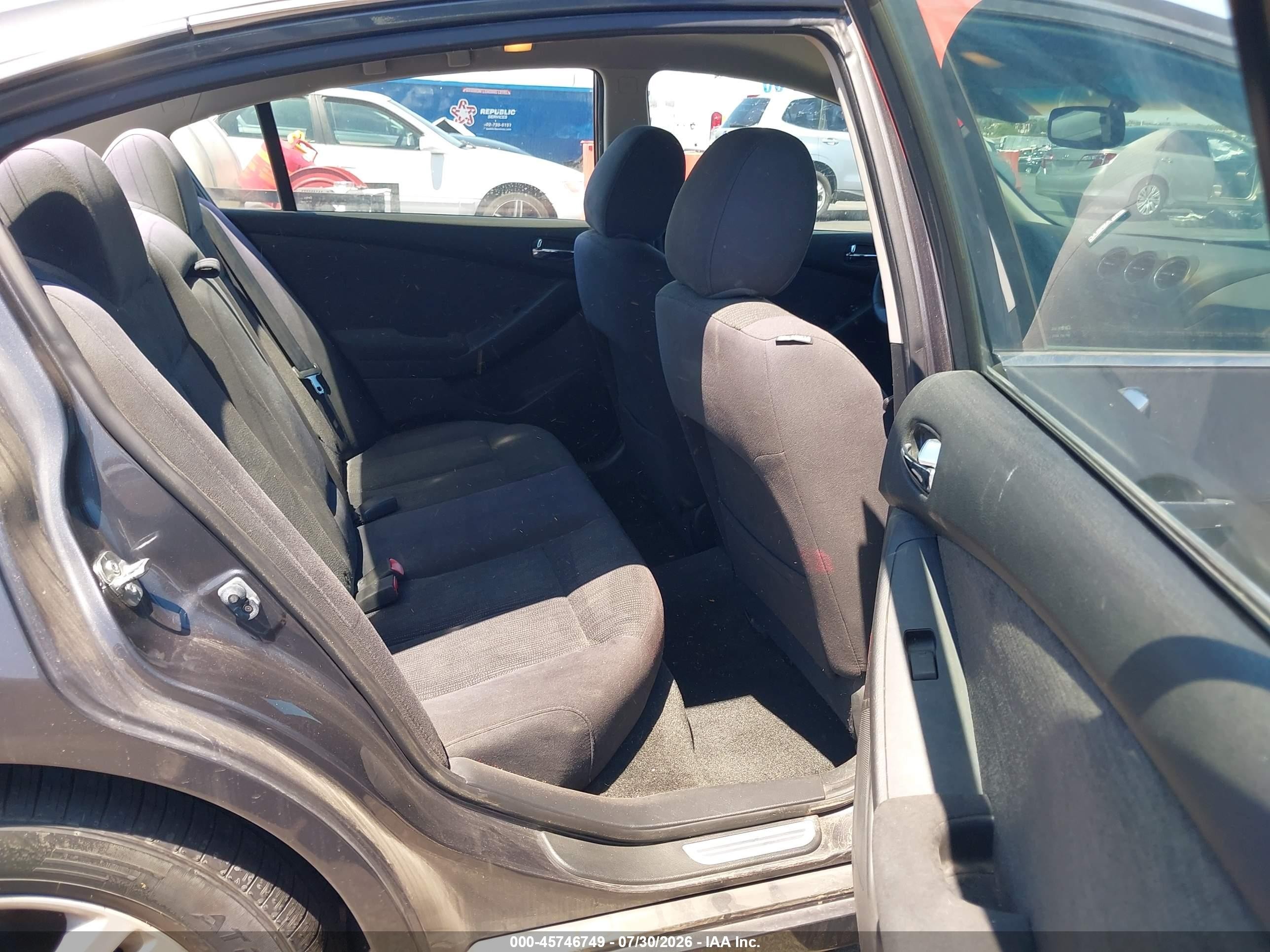 2012 Nissan Altima 2.5 S Gray vin: 1N4AL2AP4CN522016