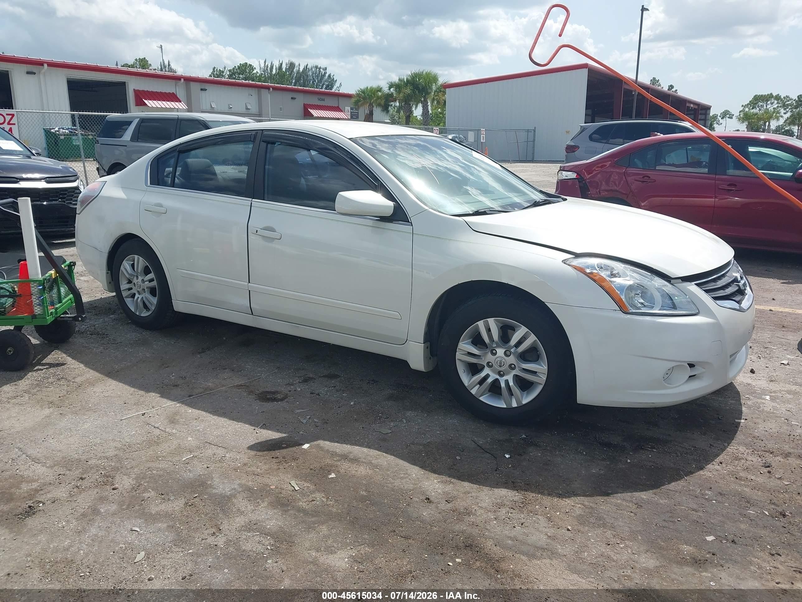 2012 Nissan Altima 2.5 S Белый vin: 1N4AL2AP4CN547434