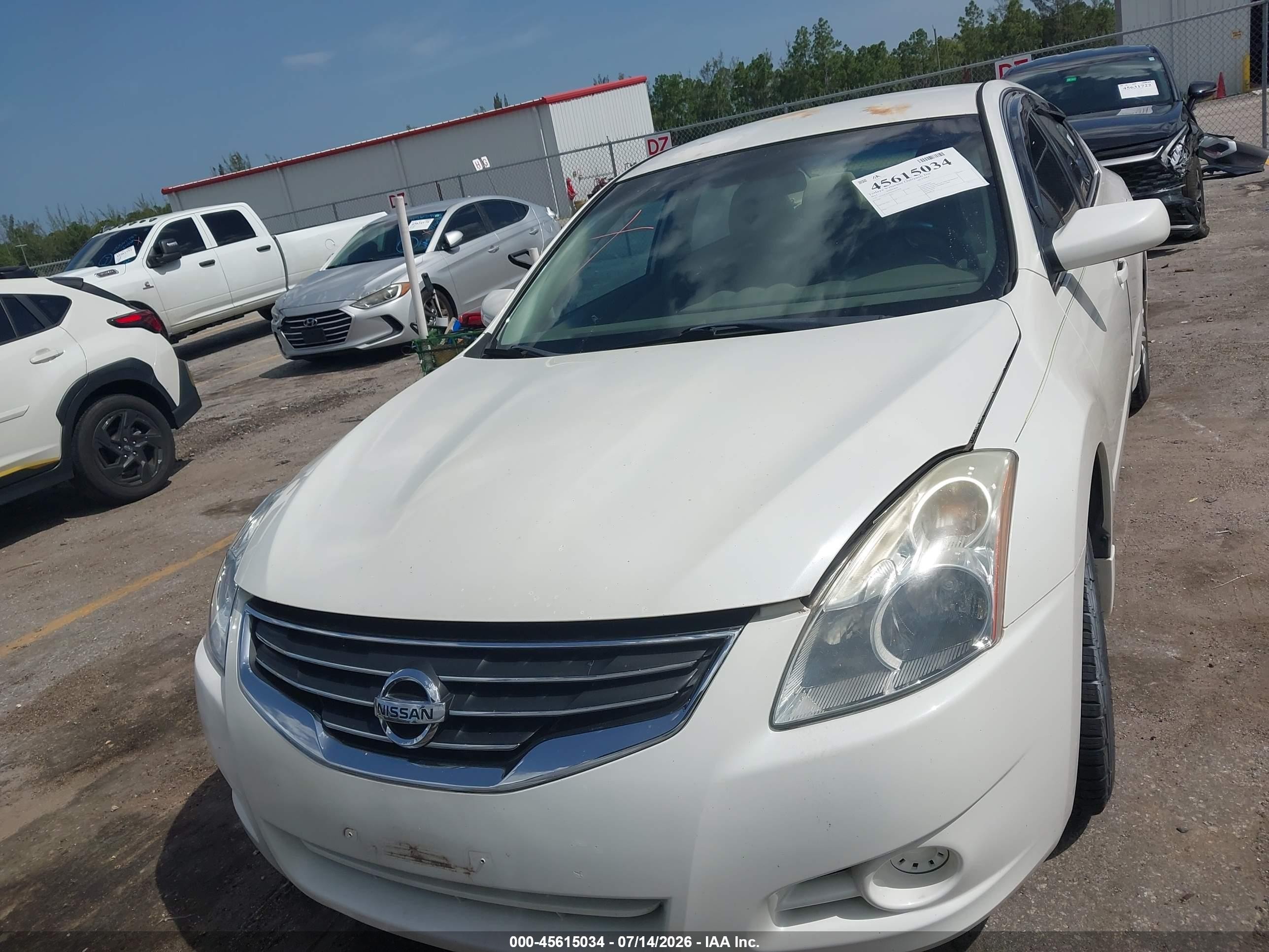2012 Nissan Altima 2.5 S White vin: 1N4AL2AP4CN547434