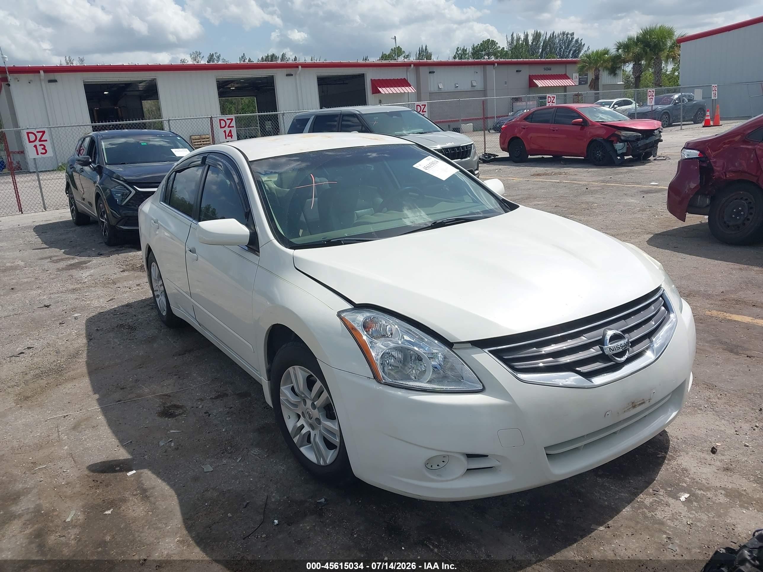 2012 Nissan Altima 2.5 S White vin: 1N4AL2AP4CN547434