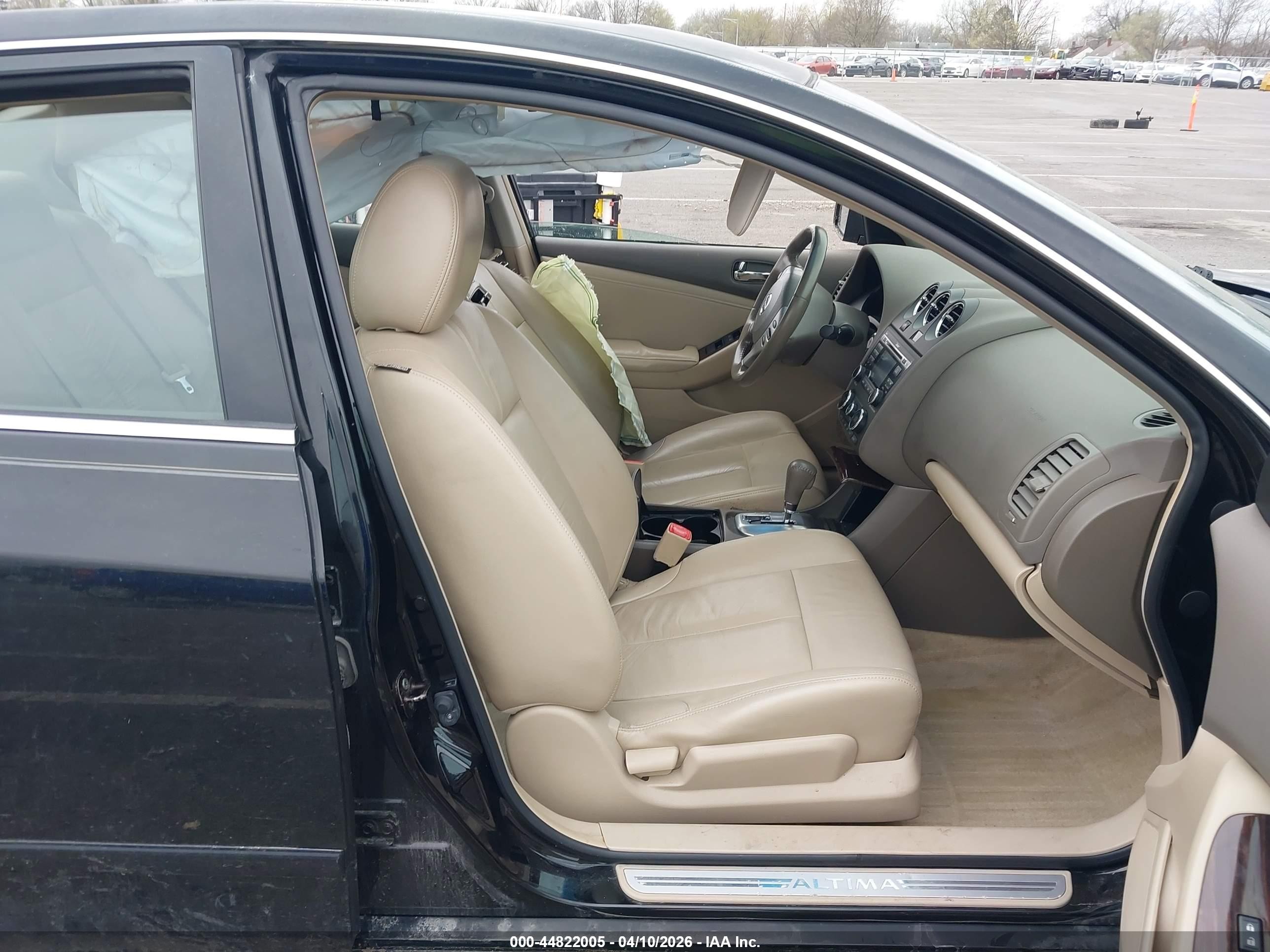 2010 Nissan Altima 2.5 S Black vin: 1N4AL2AP5AC136049
