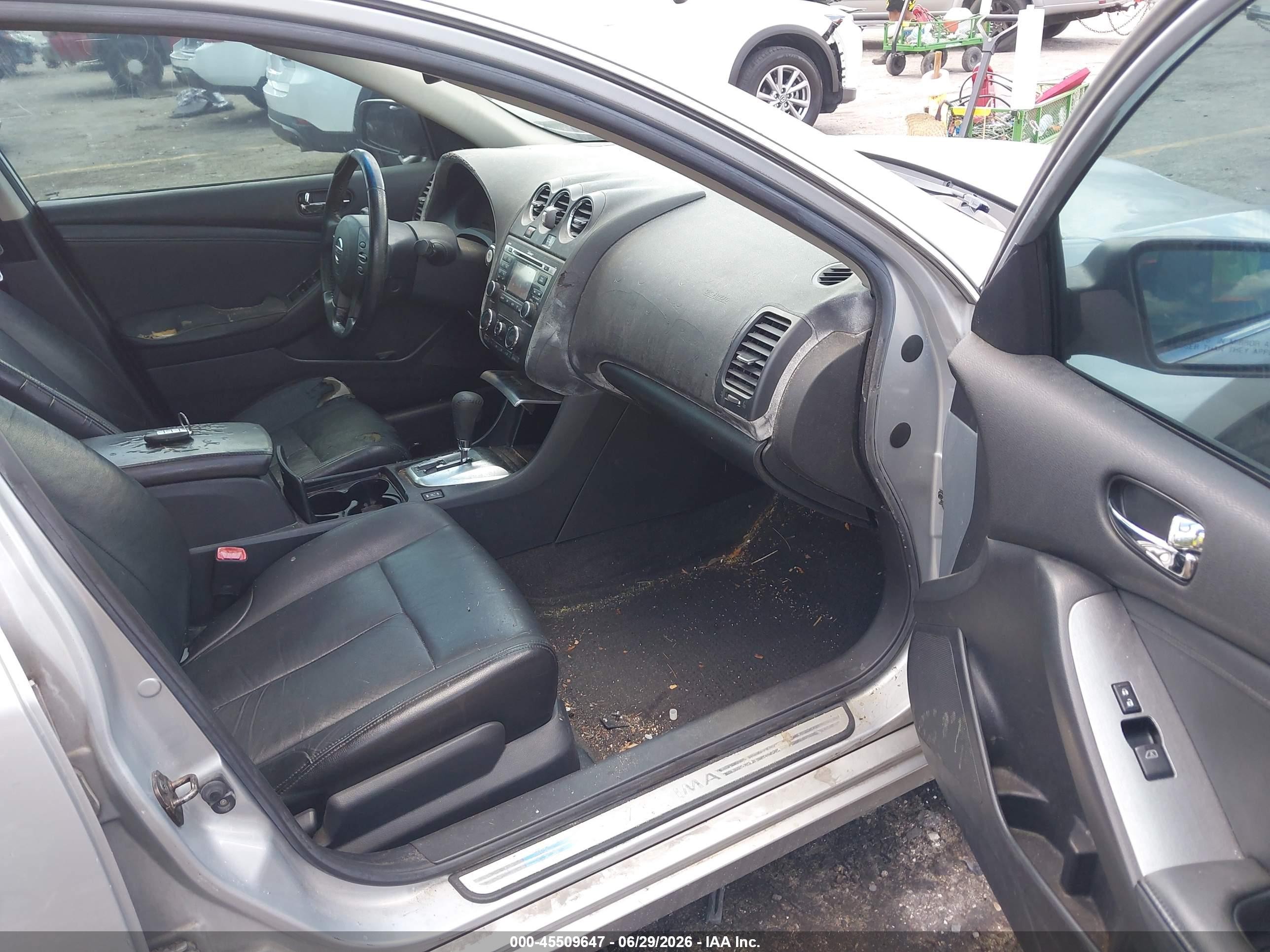 2010 Nissan Altima 2.5 S Silver vin: 1N4AL2AP5AC136746