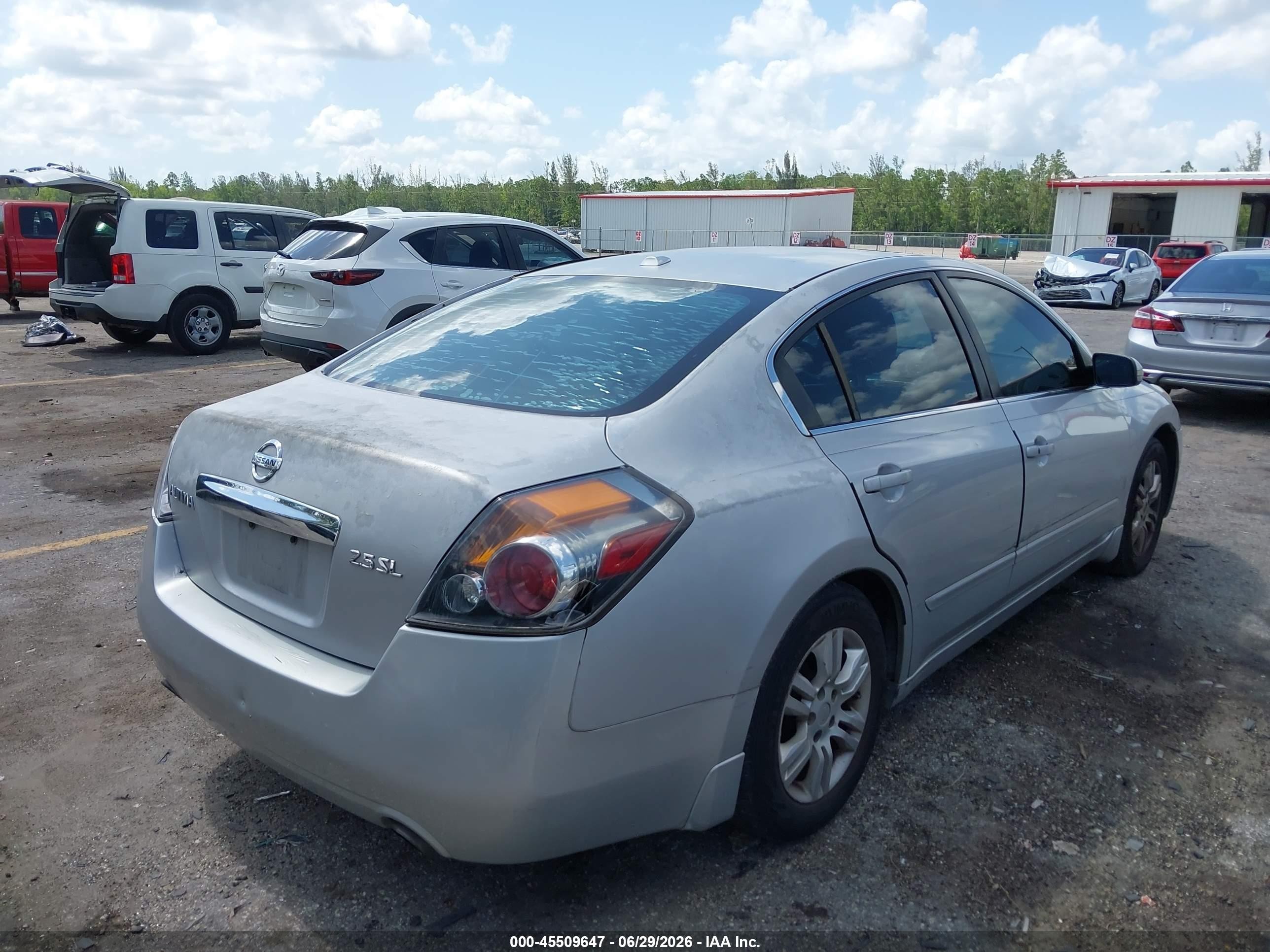 2010 Nissan Altima 2.5 S Silver vin: 1N4AL2AP5AC136746