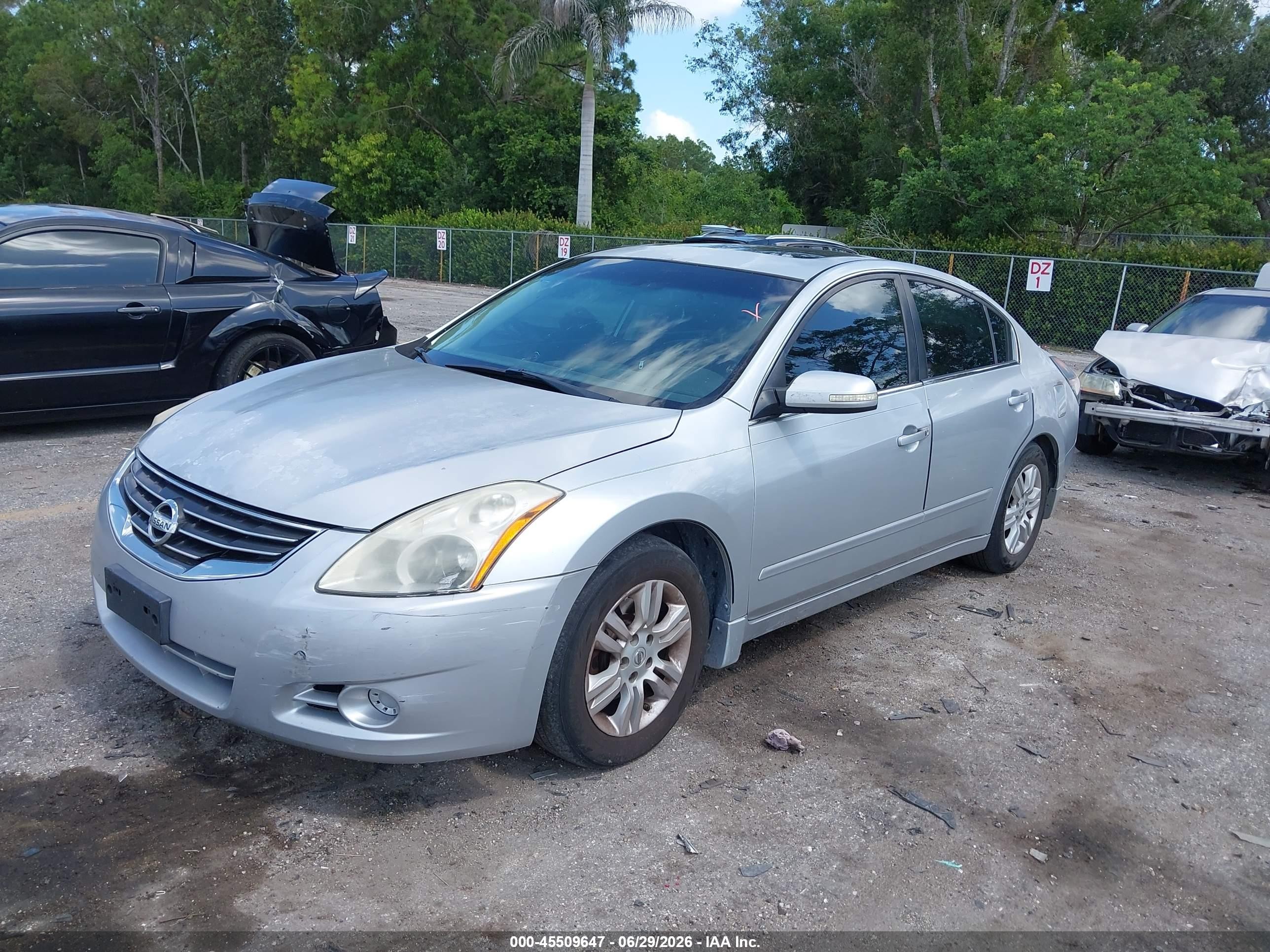 2010 Nissan Altima 2.5 S Silver vin: 1N4AL2AP5AC136746