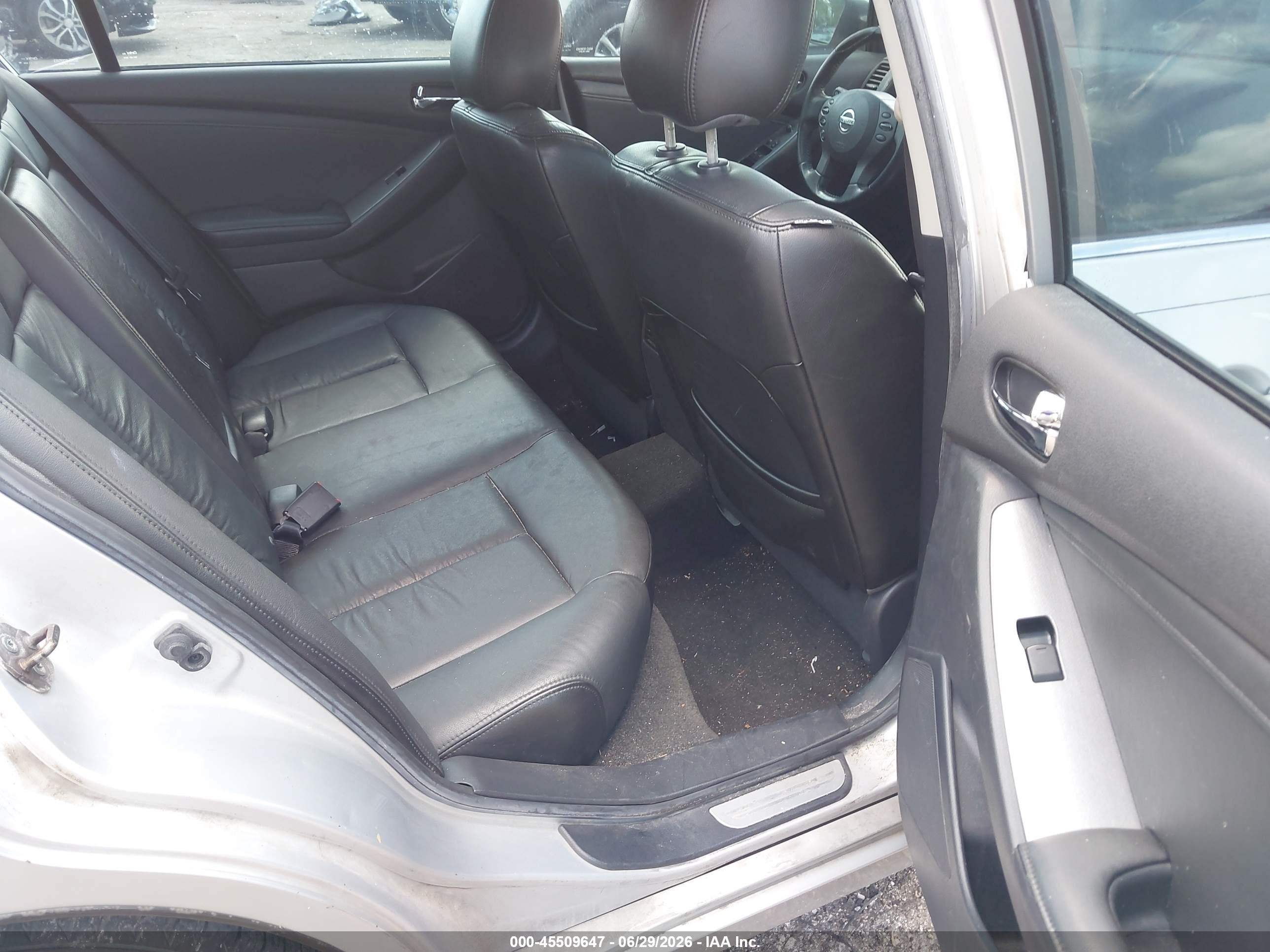 2010 Nissan Altima 2.5 S Silver vin: 1N4AL2AP5AC136746