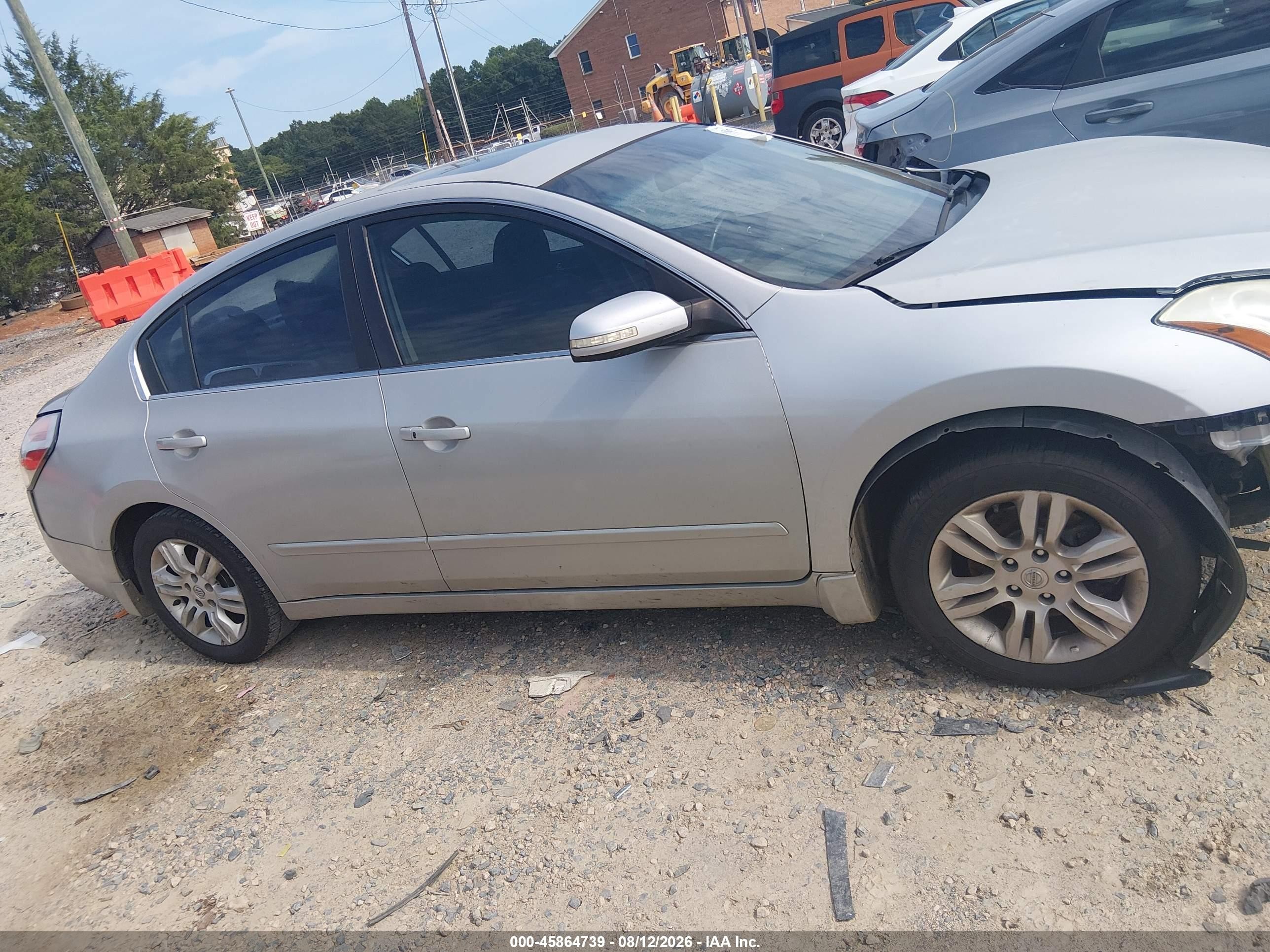2010 Nissan Altima 2.5 S Silver vin: 1N4AL2AP5AC150369