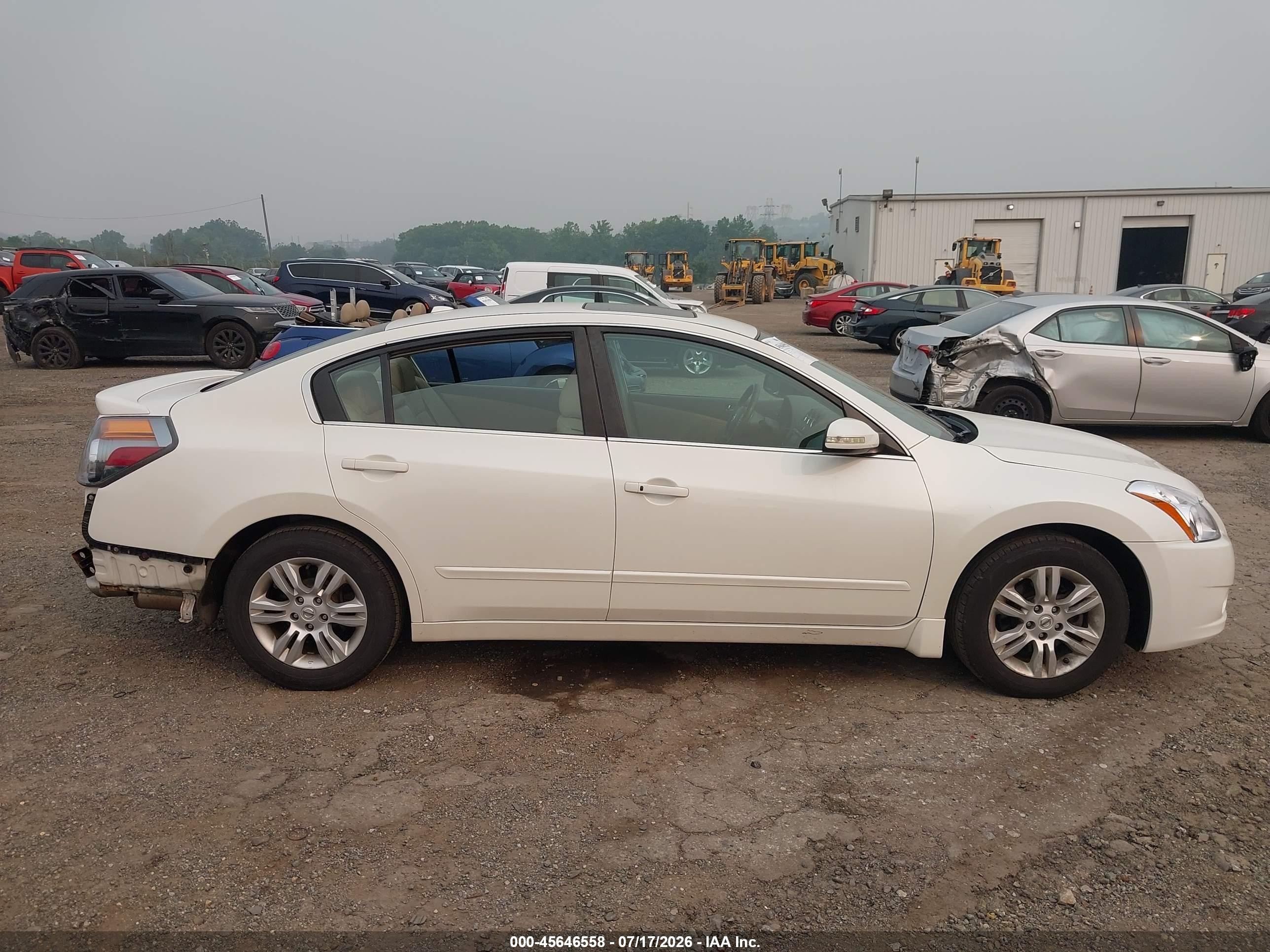 2010 Nissan Altima 2.5 S White vin: 1N4AL2AP5AC175207