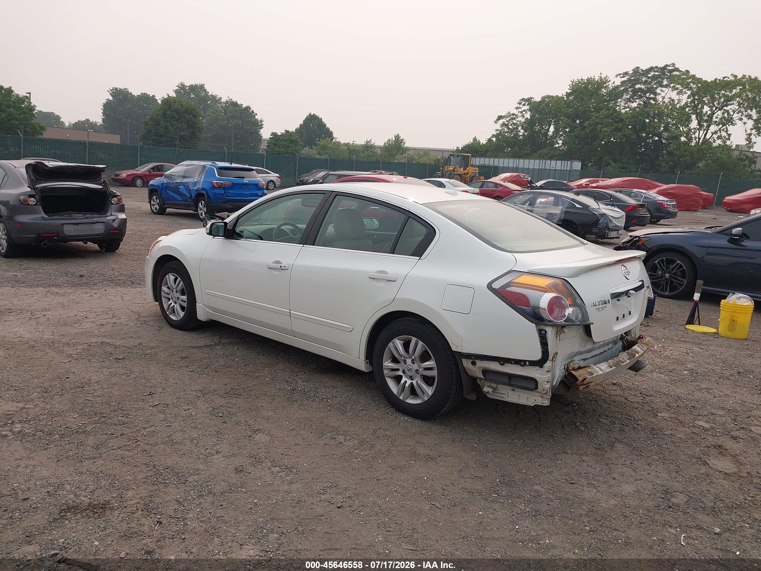 2010 Nissan Altima 2.5 S White vin: 1N4AL2AP5AC175207