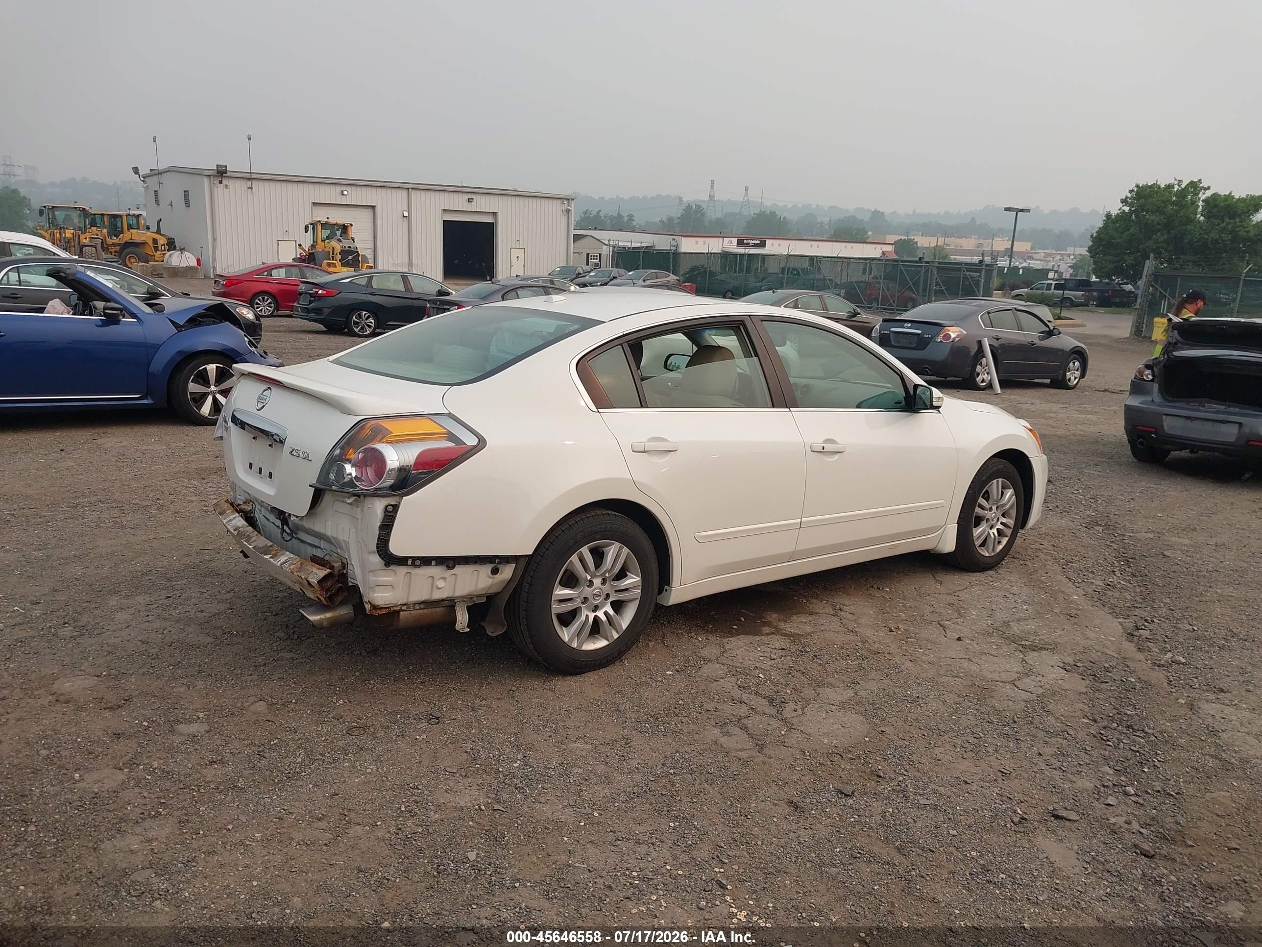 2010 Nissan Altima 2.5 S White vin: 1N4AL2AP5AC175207
