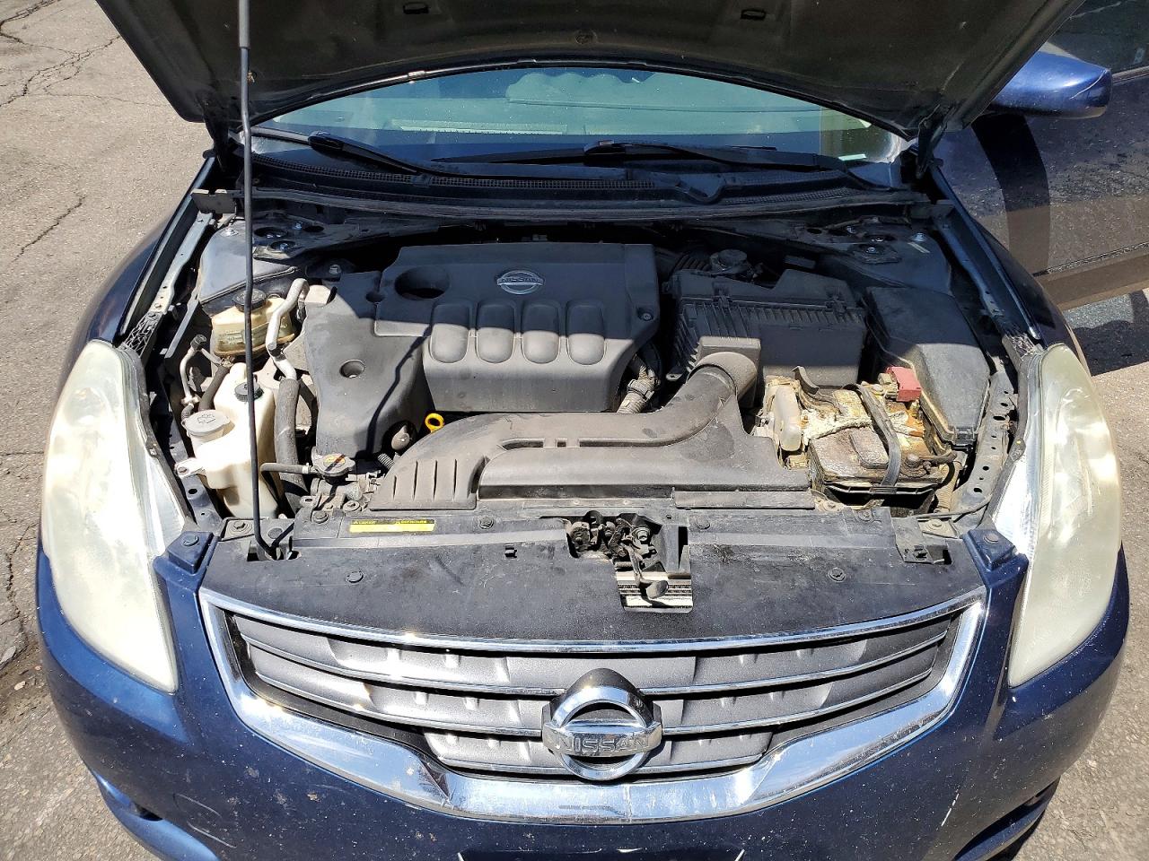 2010 Nissan Altima 4d 2wd Blue vin: 1N4AL2AP5AN409821