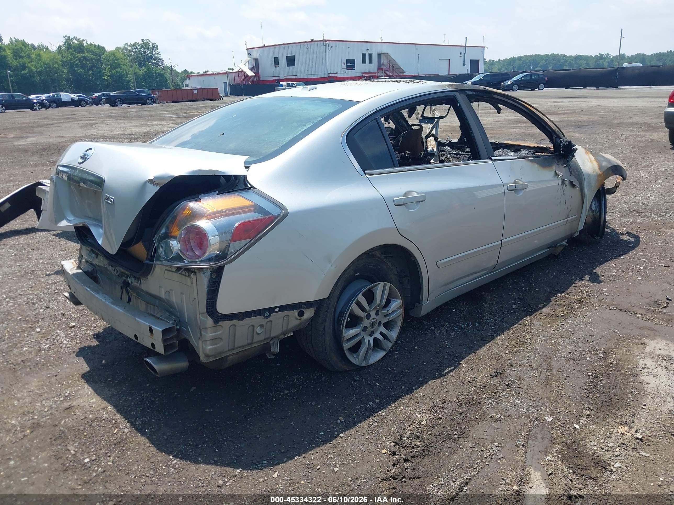 2010 Nissan Altima 2.5 S Silver vin: 1N4AL2AP5AN435125