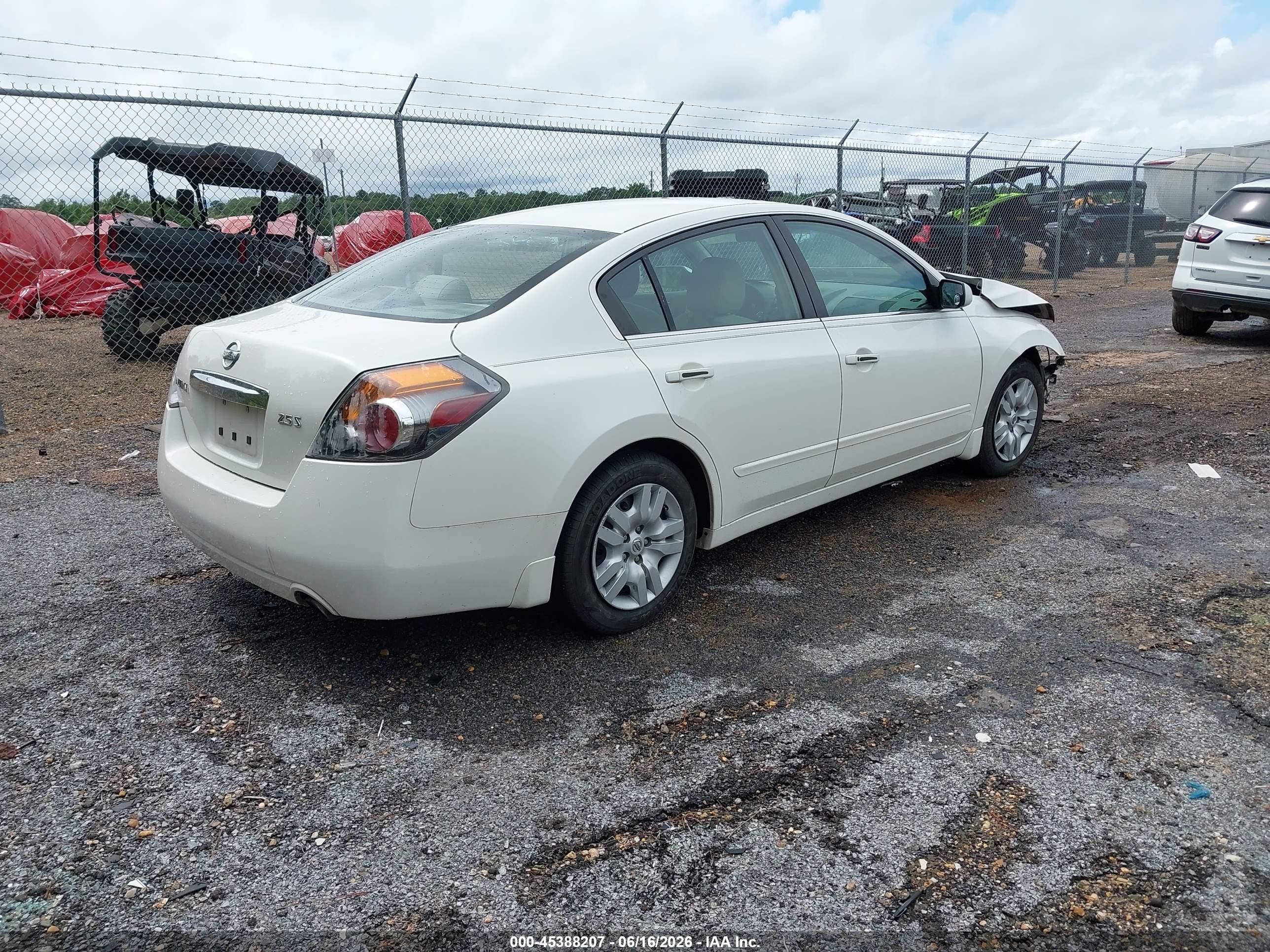 2010 Nissan Altima 2.5 S Белый vin: 1N4AL2AP5AN456587
