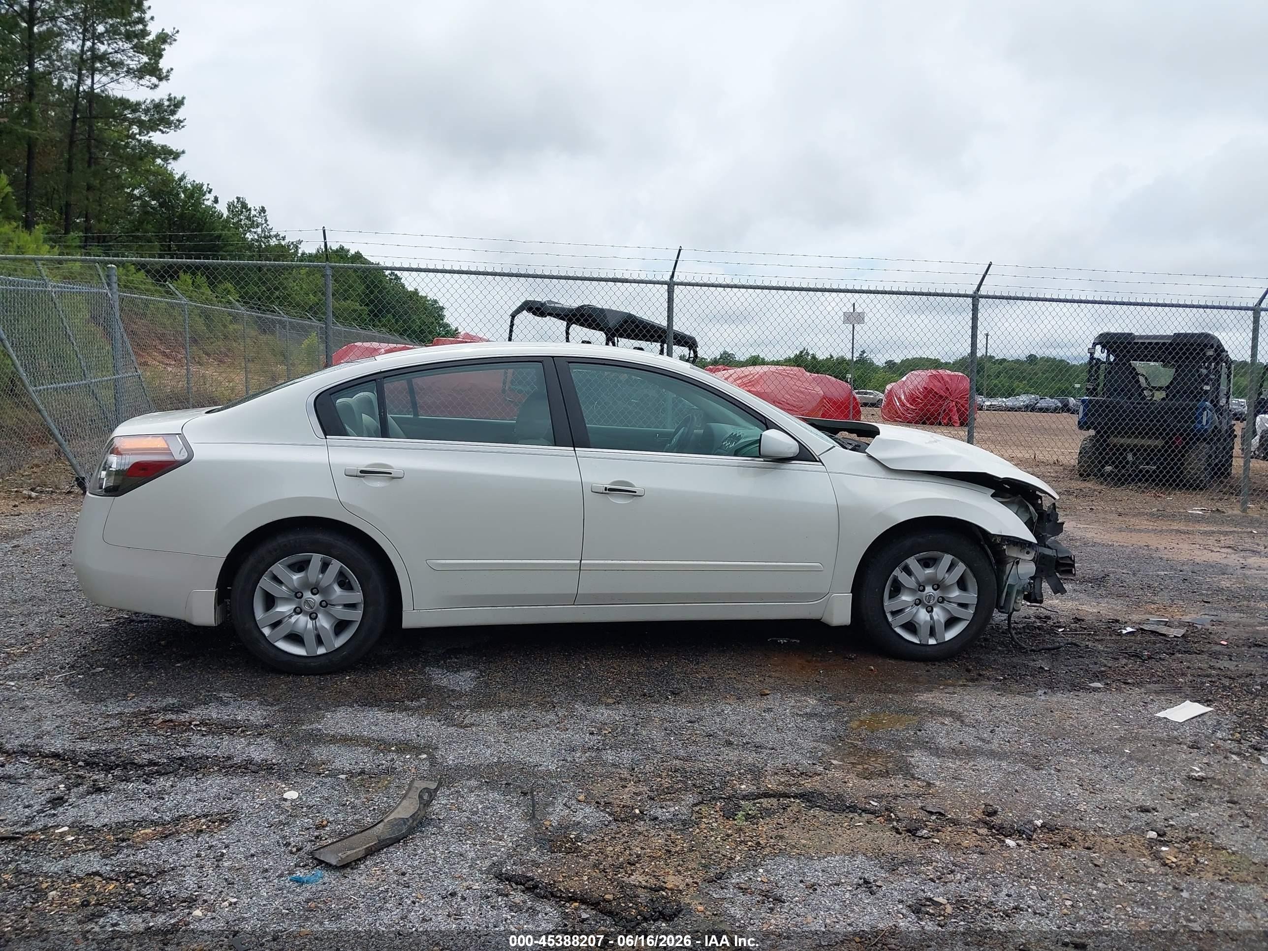 2010 Nissan Altima 2.5 S Белый vin: 1N4AL2AP5AN456587