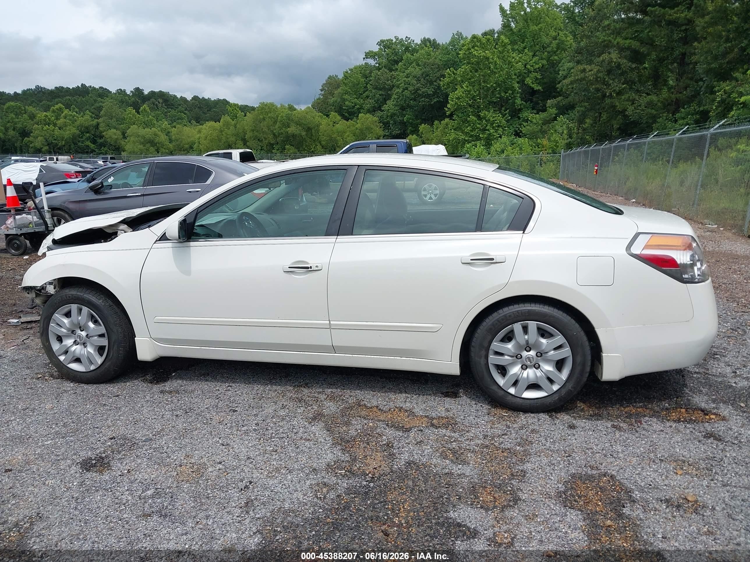2010 Nissan Altima 2.5 S Белый vin: 1N4AL2AP5AN456587