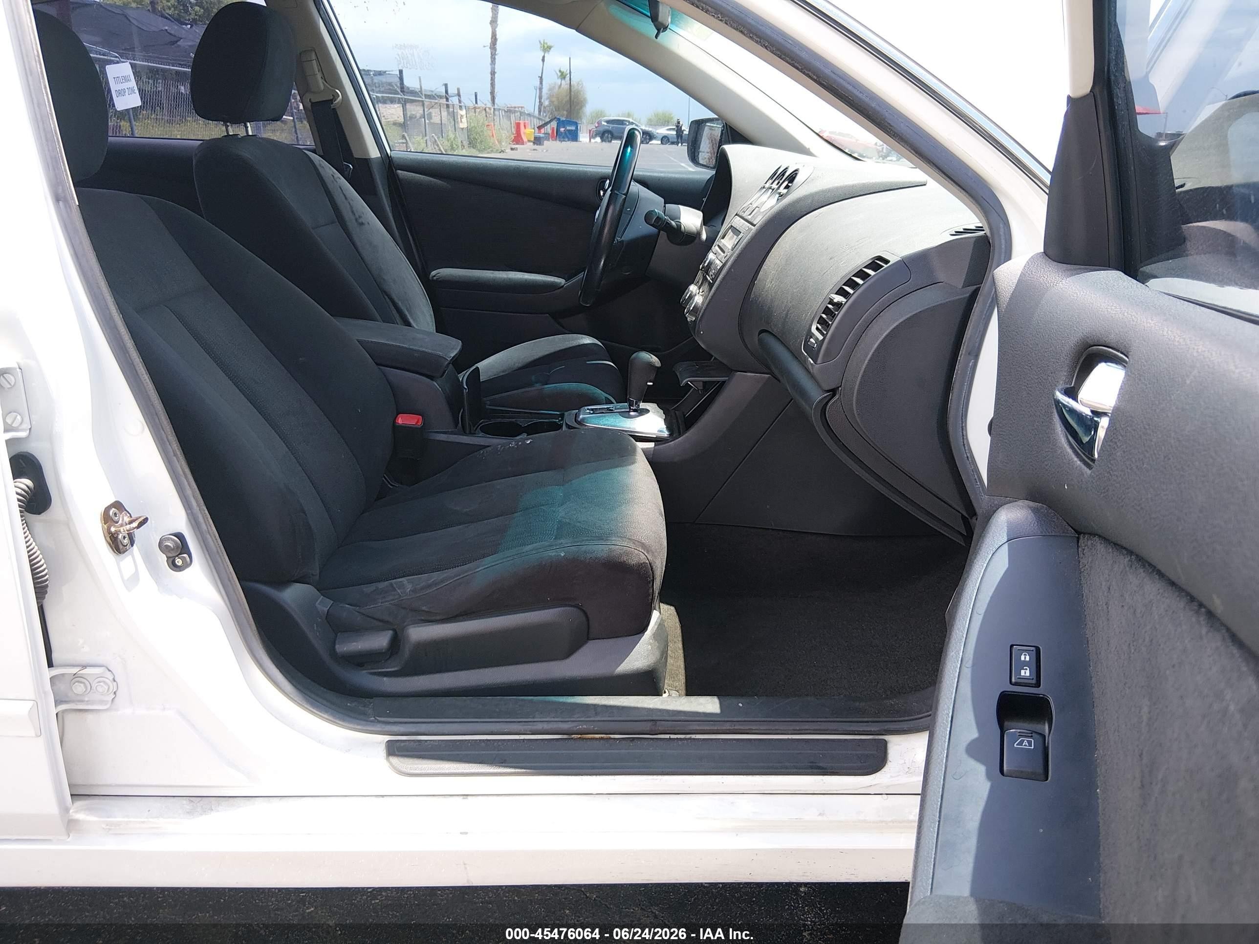 2010 Nissan Altima 2.5 S Белый vin: 1N4AL2AP5AN476001