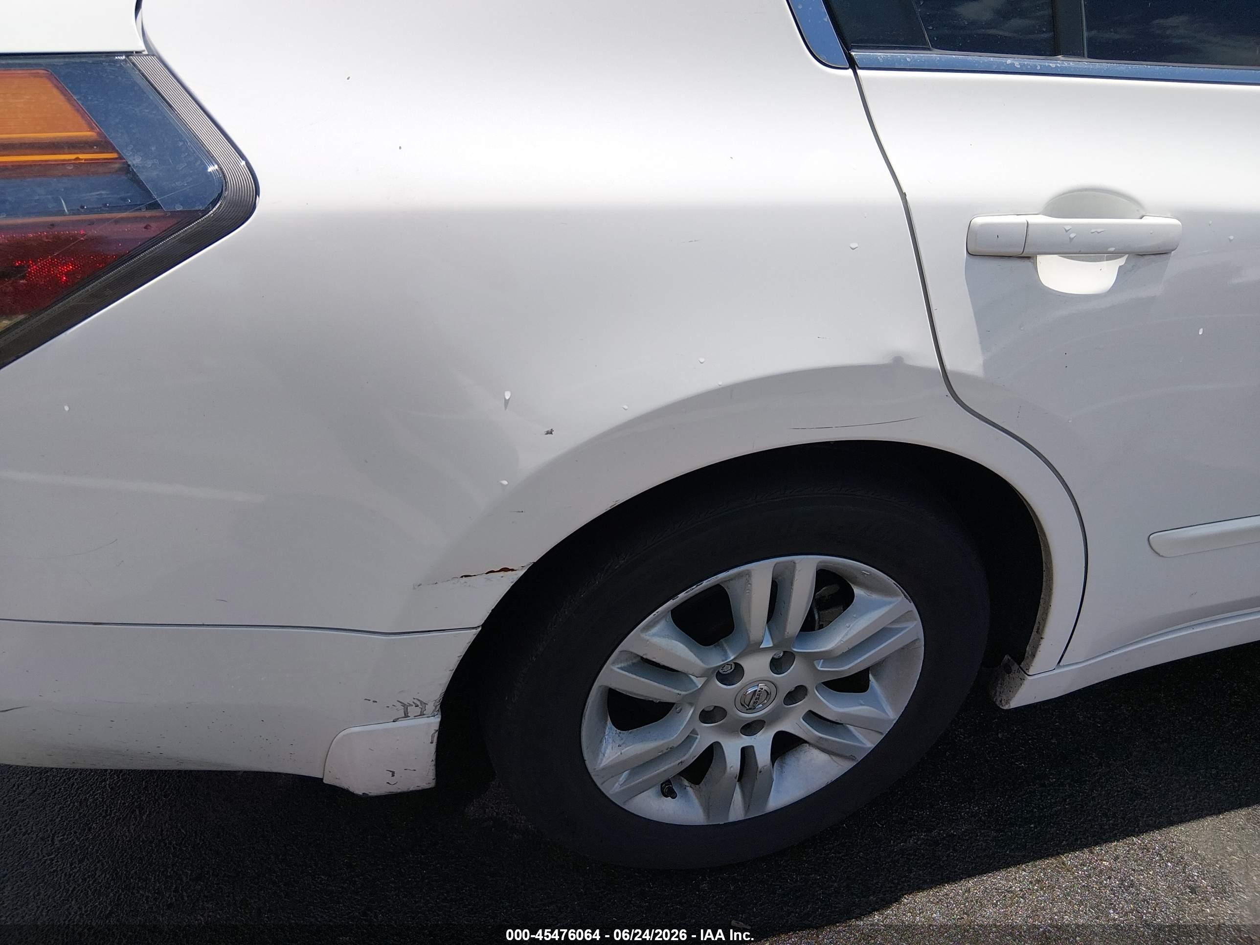 2010 Nissan Altima 2.5 S Белый vin: 1N4AL2AP5AN476001