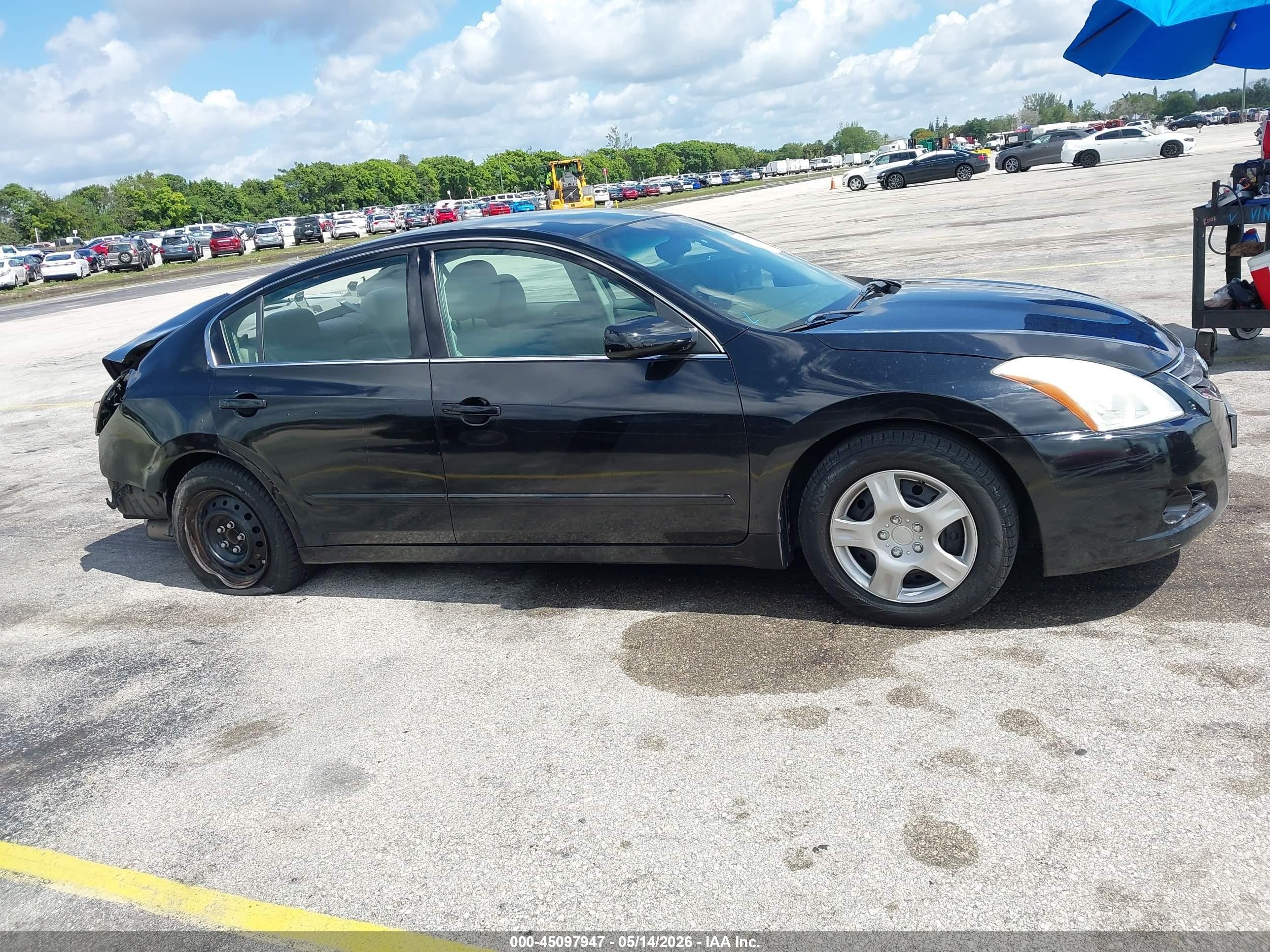 2010 Nissan Altima 2.5 S Черный vin: 1N4AL2AP5AN507070