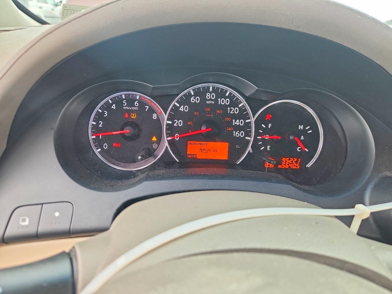 2010 Nissan Altima 2.5 Red vin: 1N4AL2AP5AN518618