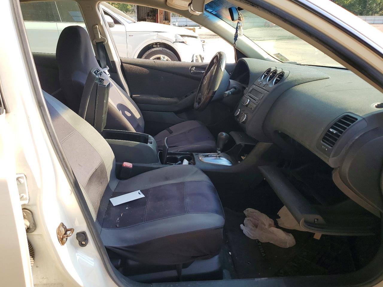 2010 Nissan Altima 2.5 White vin: 1N4AL2AP5AN532566