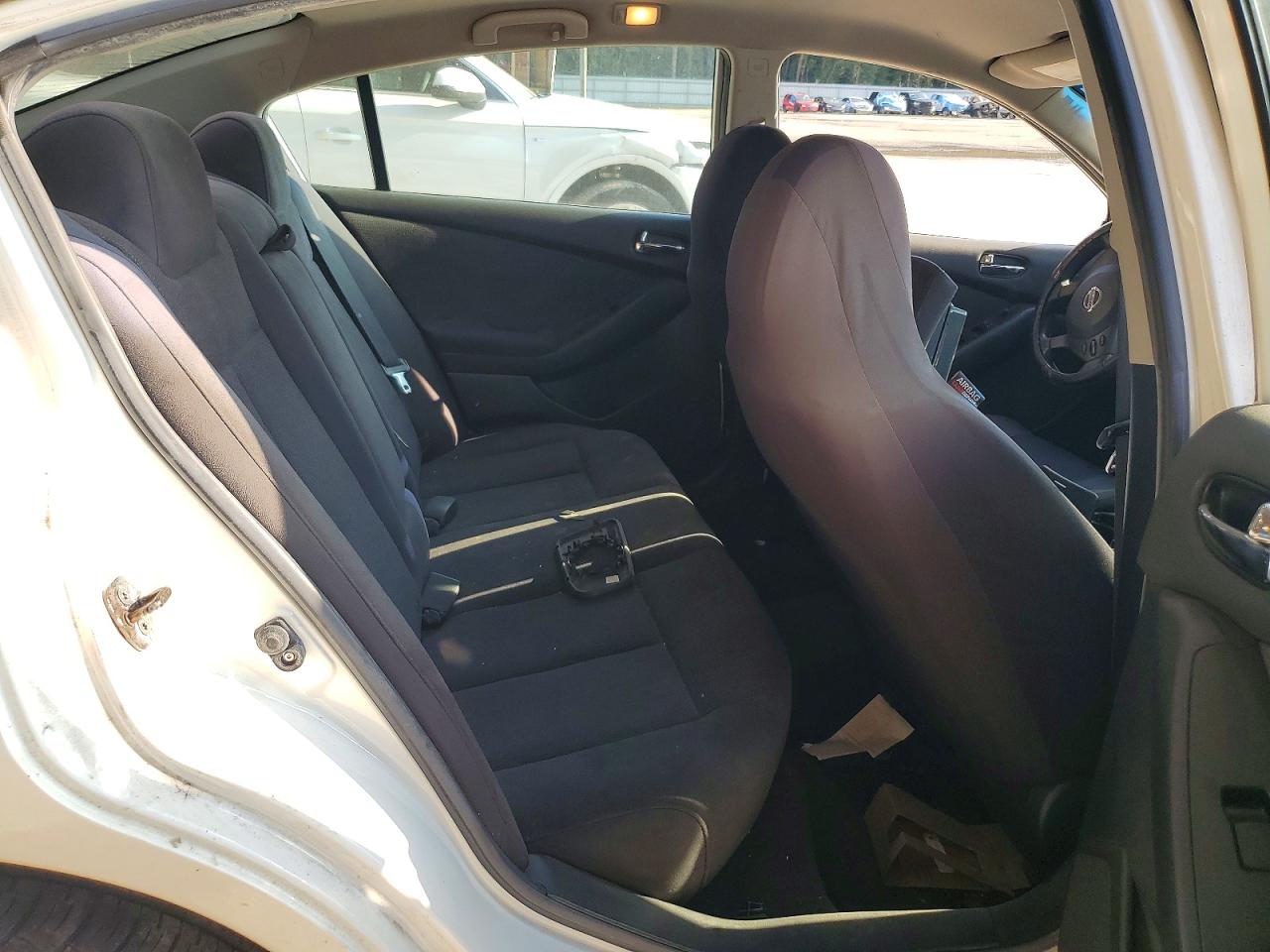 2010 Nissan Altima 2.5 White vin: 1N4AL2AP5AN532566
