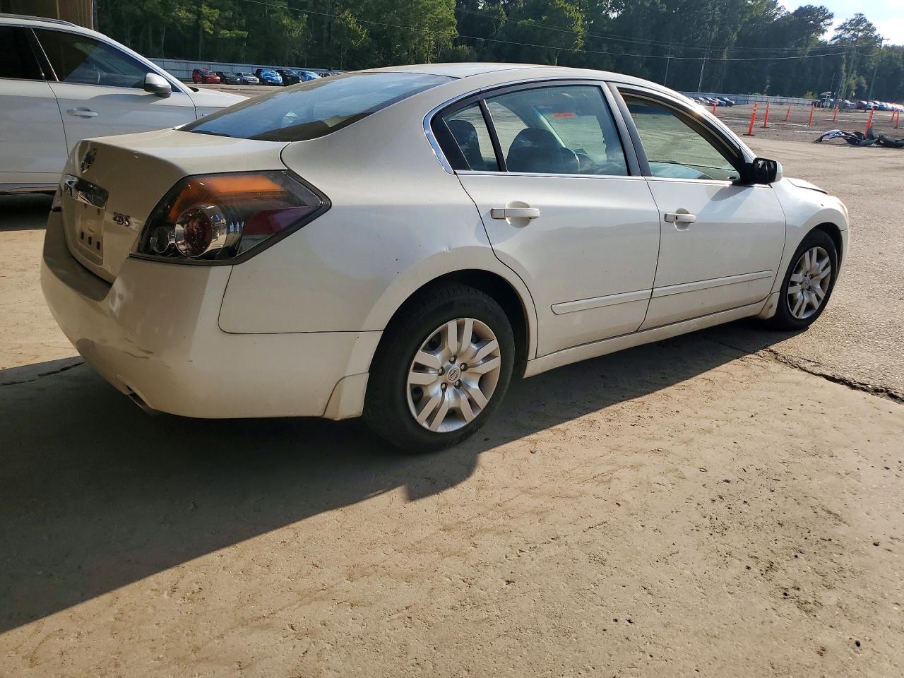 2010 Nissan Altima 2.5 White vin: 1N4AL2AP5AN532566
