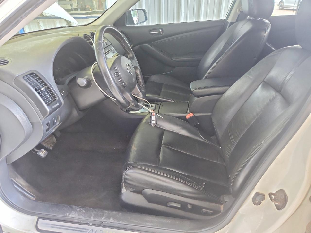 2010 Nissan Altima 2.5 White vin: 1N4AL2AP5AN544183