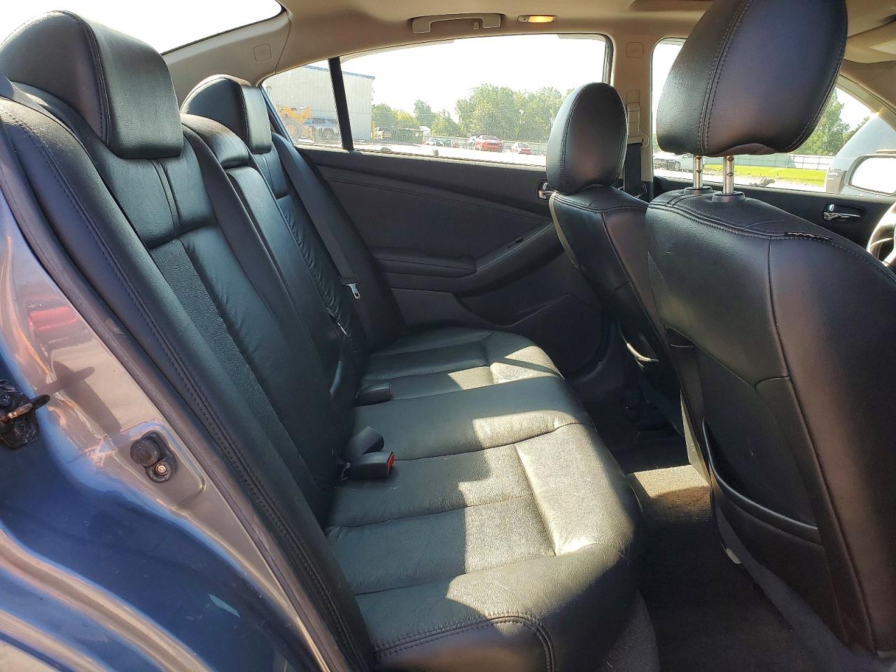 2010 Nissan Altima 2.5 Blue vin: 1N4AL2AP5AN547519