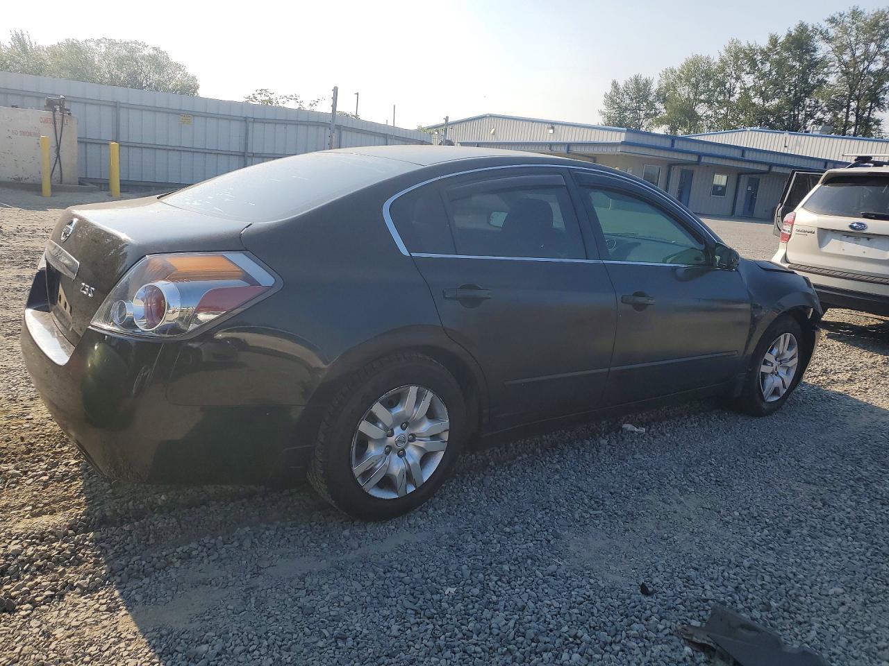 2010 Nissan Altima 2.5 Black vin: 1N4AL2AP5AN560030