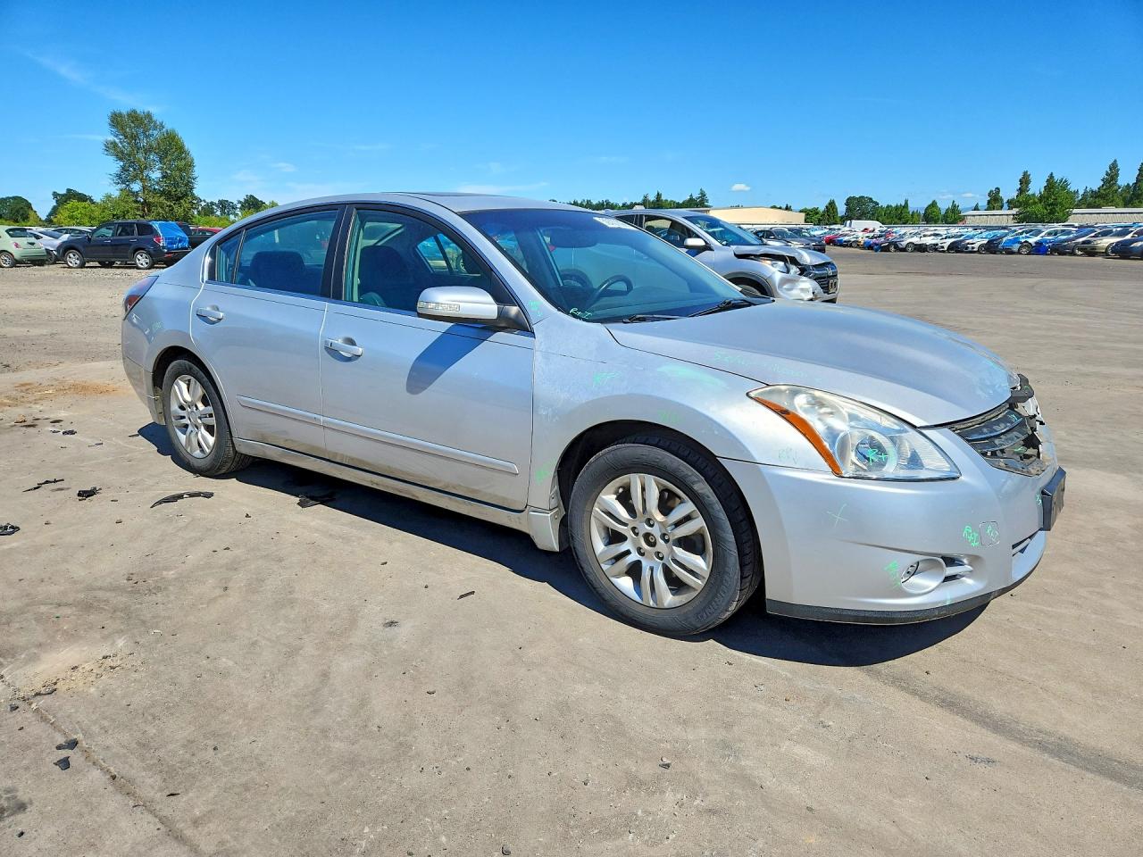 2010 Nissan Altima 2.5 Silver vin: 1N4AL2AP5AN566474