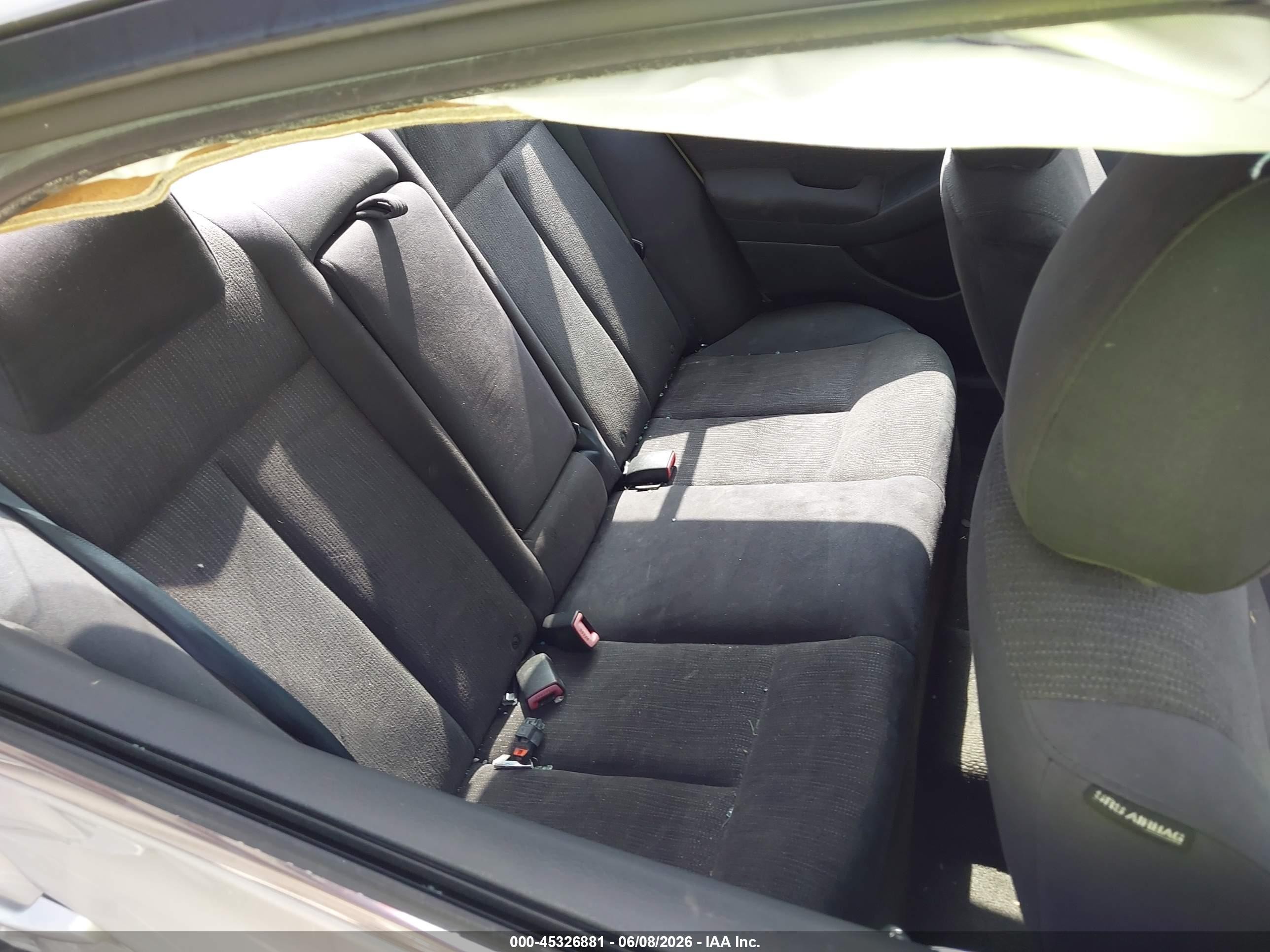2010 Nissan Altima 2.5 S Silver vin: 1N4AL2AP5AN566541