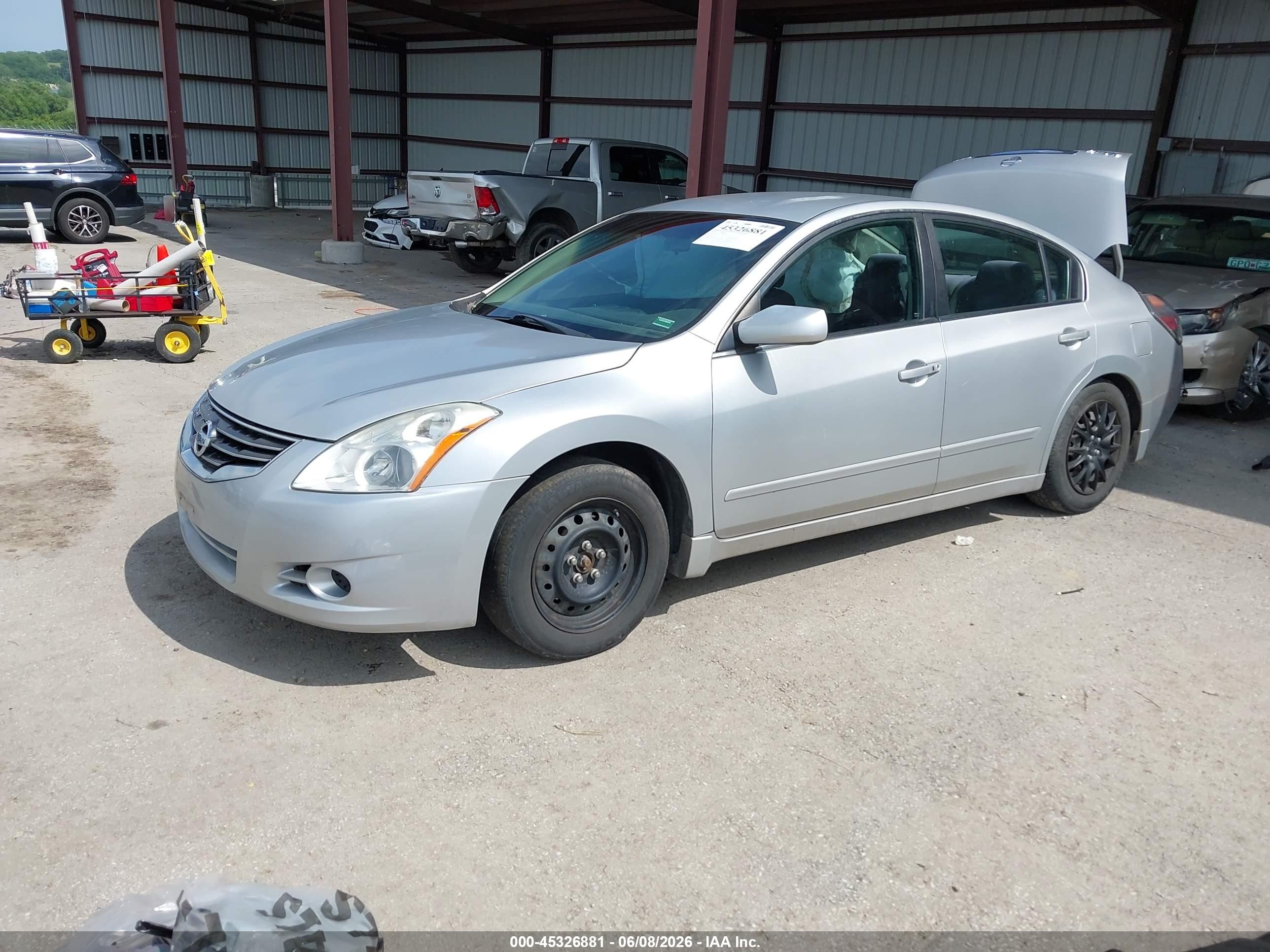 2010 Nissan Altima 2.5 S Silver vin: 1N4AL2AP5AN566541
