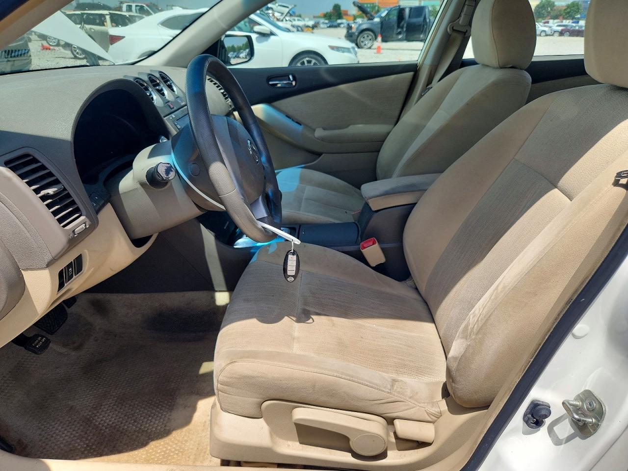 2011 Nissan Altima 2.5 Белый vin: 1N4AL2AP5BC109841