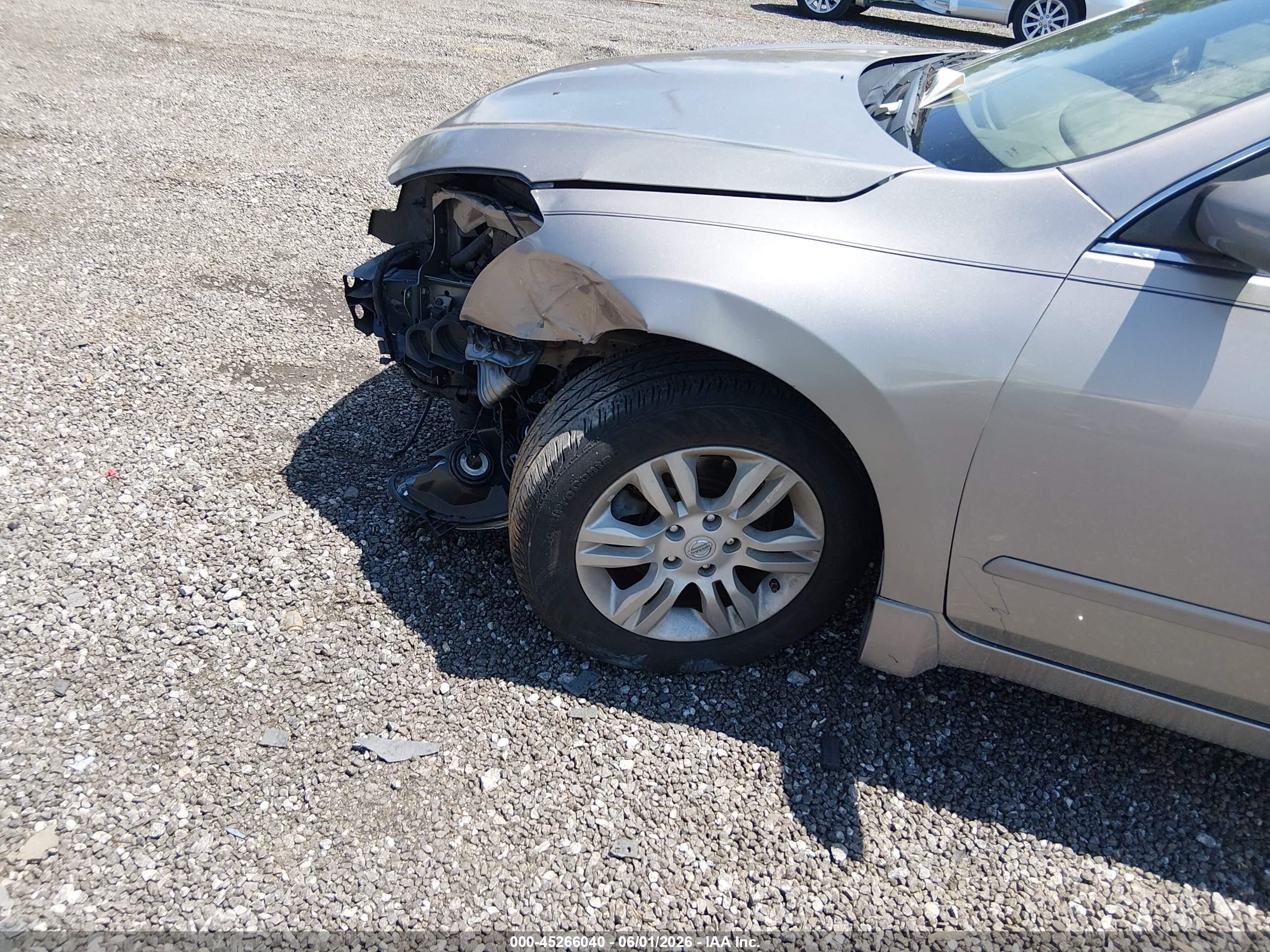 2011 Nissan Altima 2.5 S Silver vin: 1N4AL2AP5BC133542