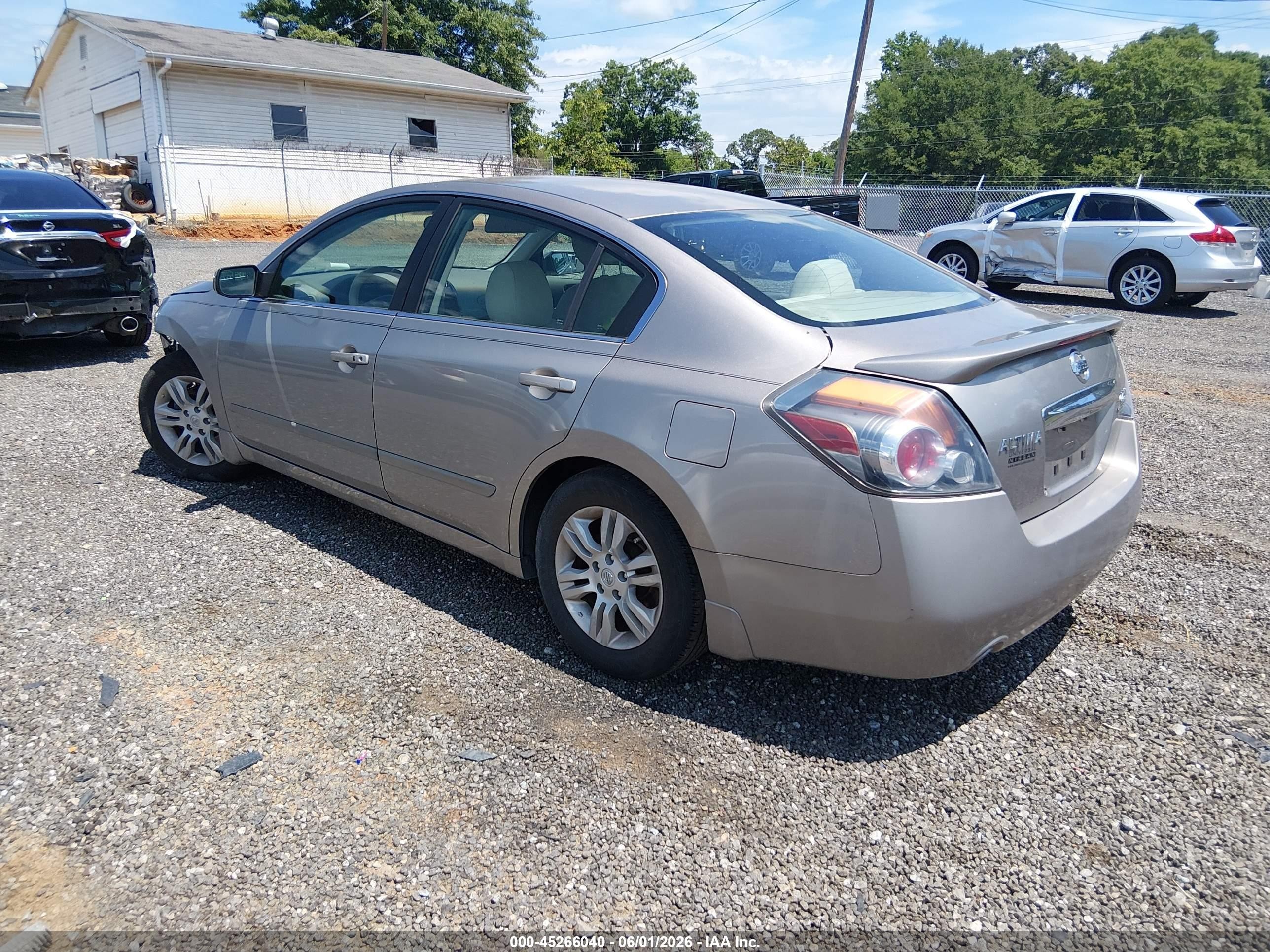 2011 Nissan Altima 2.5 S Silver vin: 1N4AL2AP5BC133542