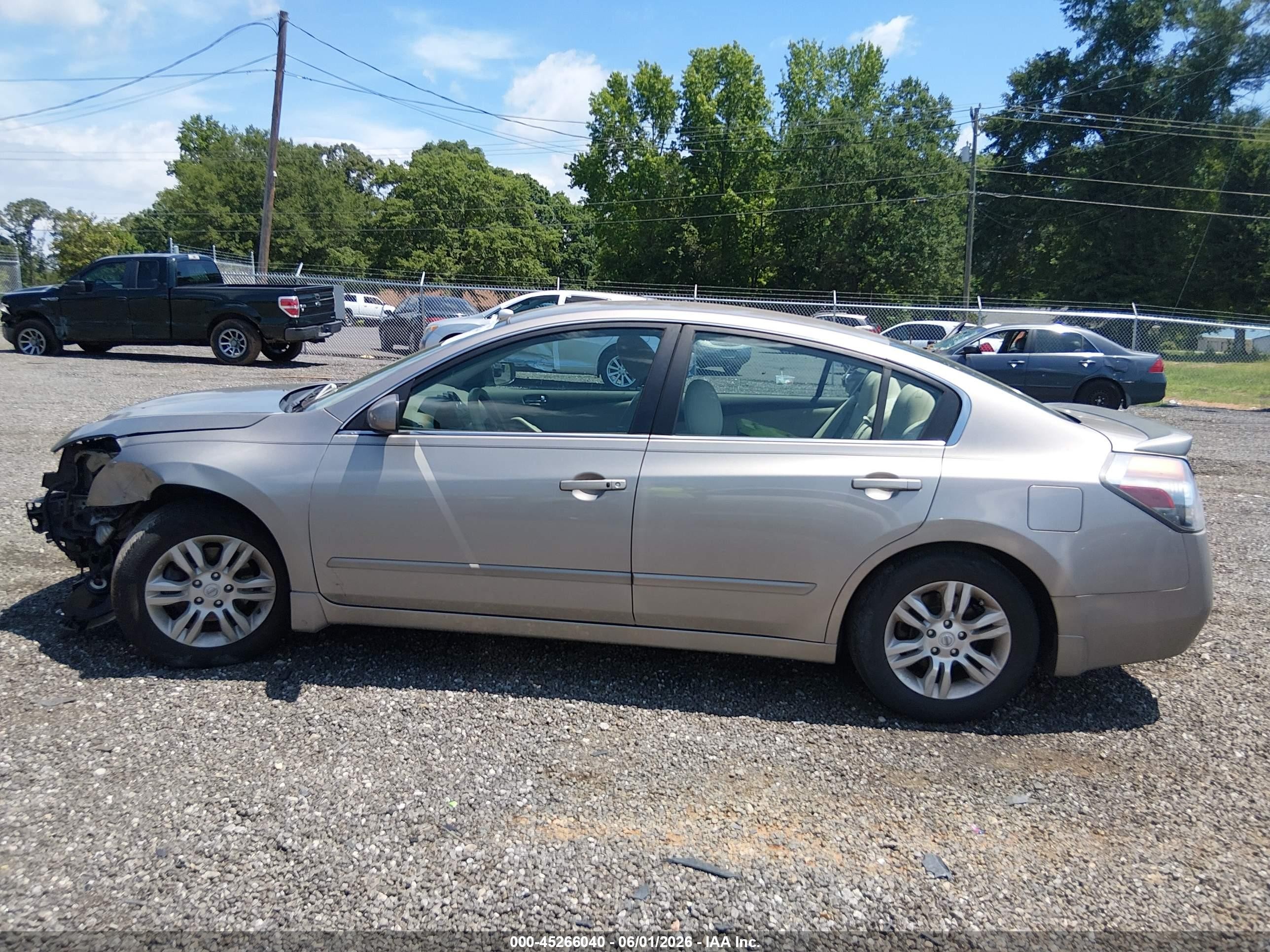 2011 Nissan Altima 2.5 S Silver vin: 1N4AL2AP5BC133542