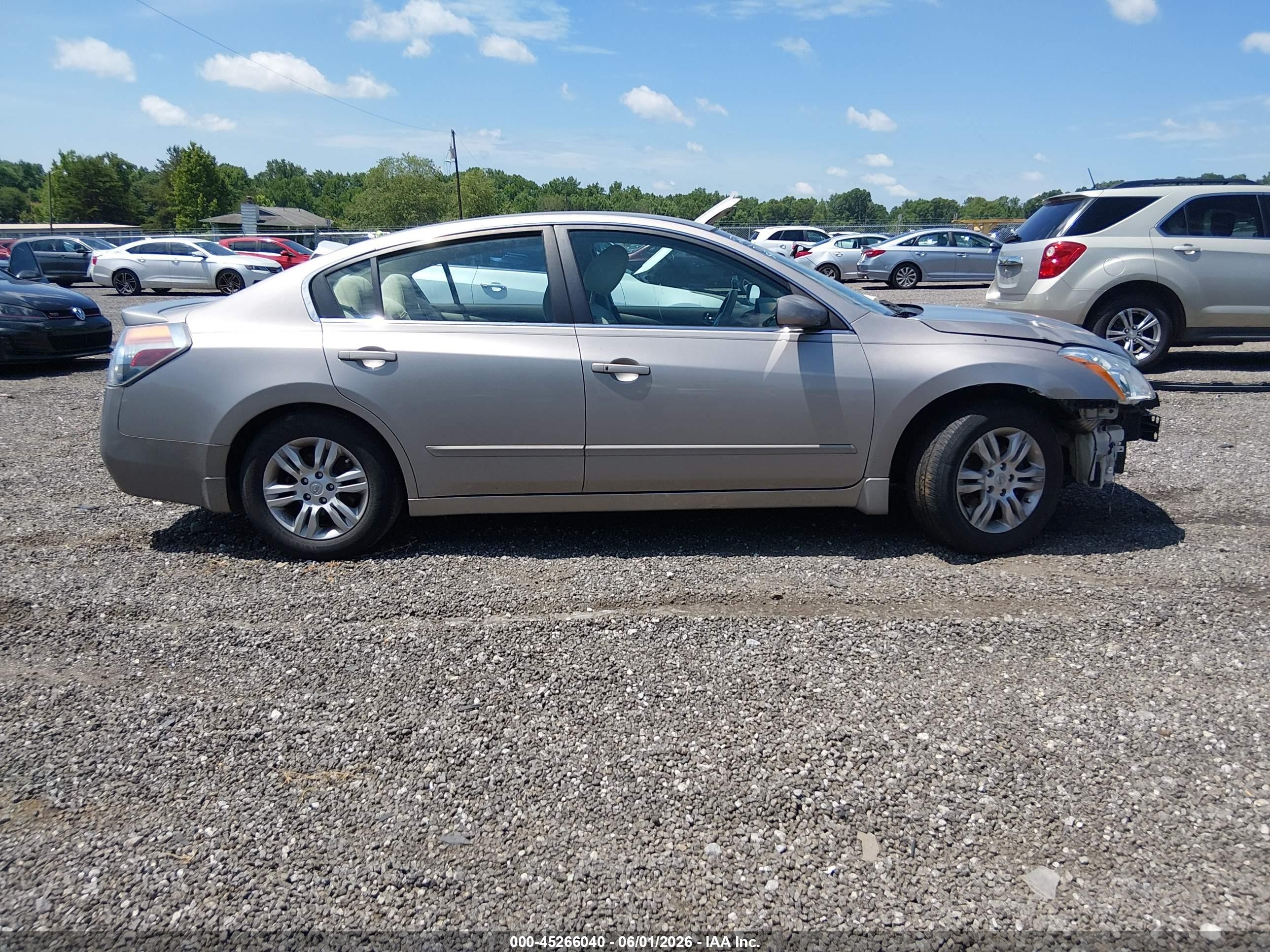 2011 Nissan Altima 2.5 S Silver vin: 1N4AL2AP5BC133542